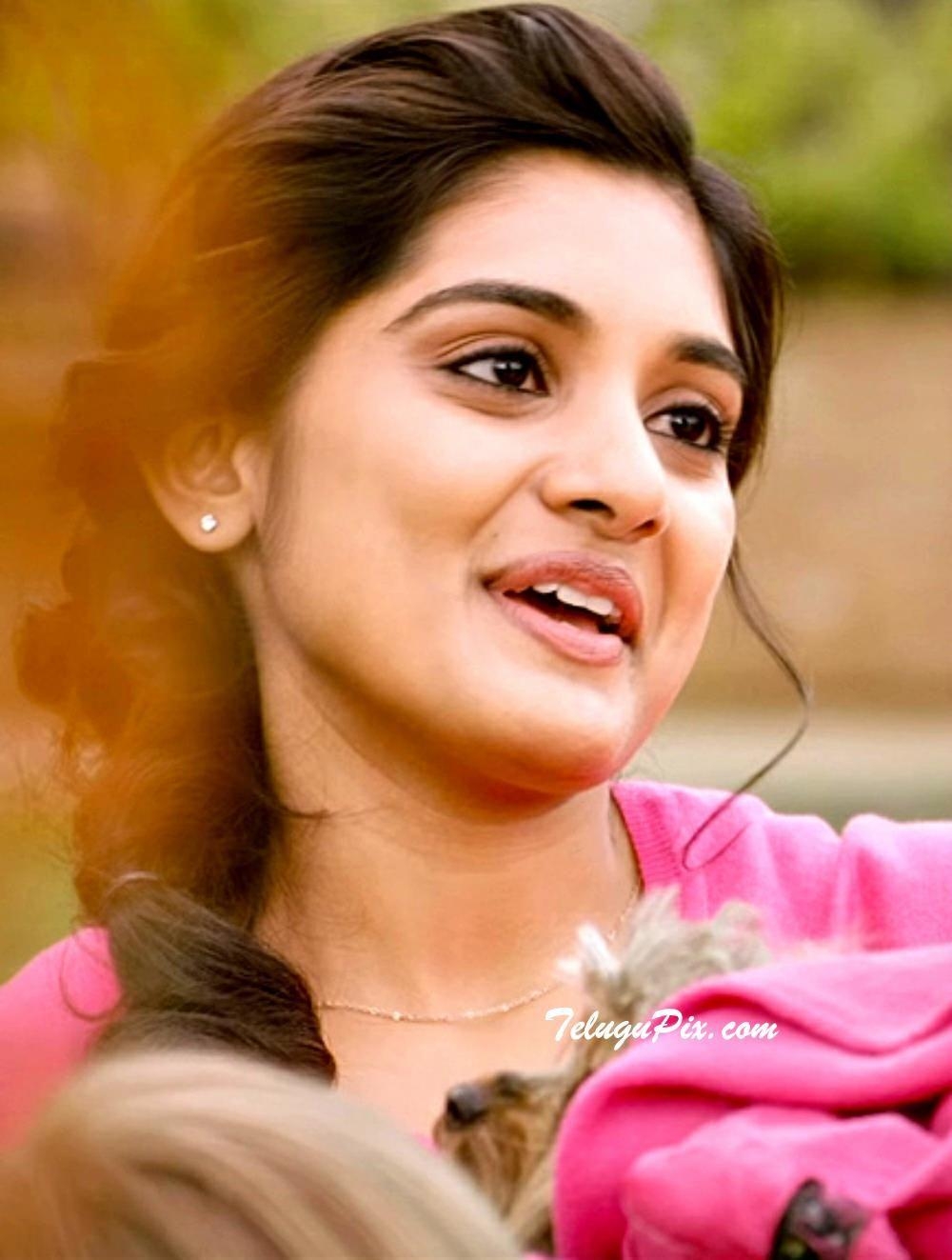 1000x1330 Nivetha Thomas Wallpaper Free Nivetha Thomas, Phone