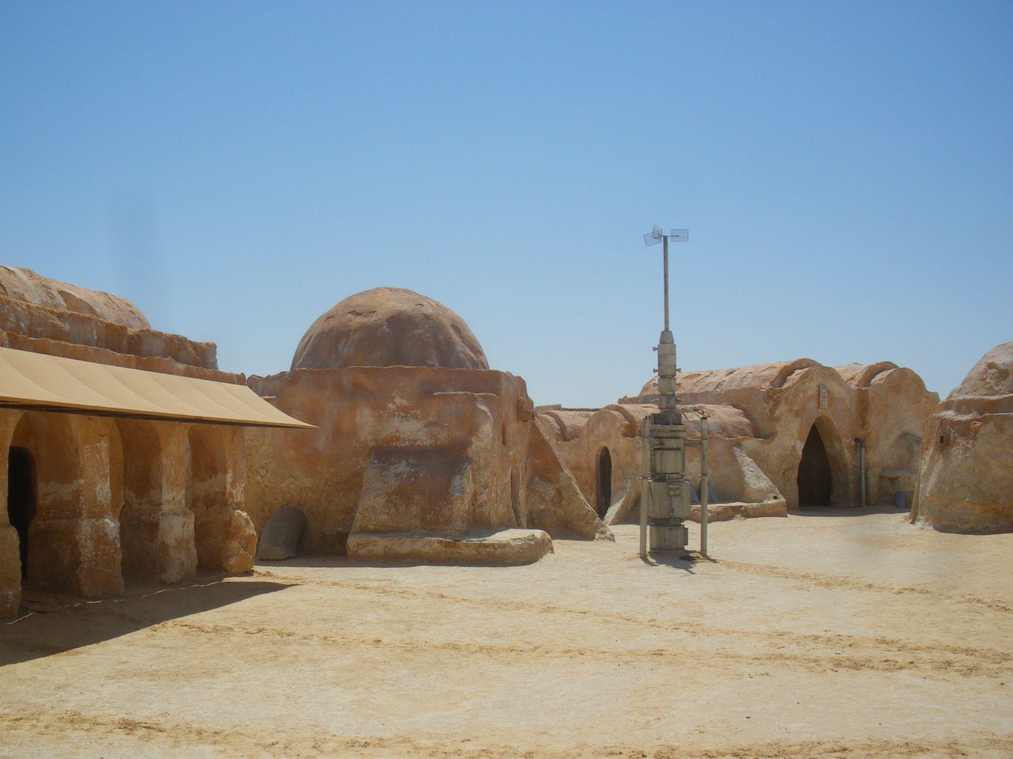 2050x1540 Star Wars Tatooine Desert Artwork Dual Monitors Multiple. HD, Desktop