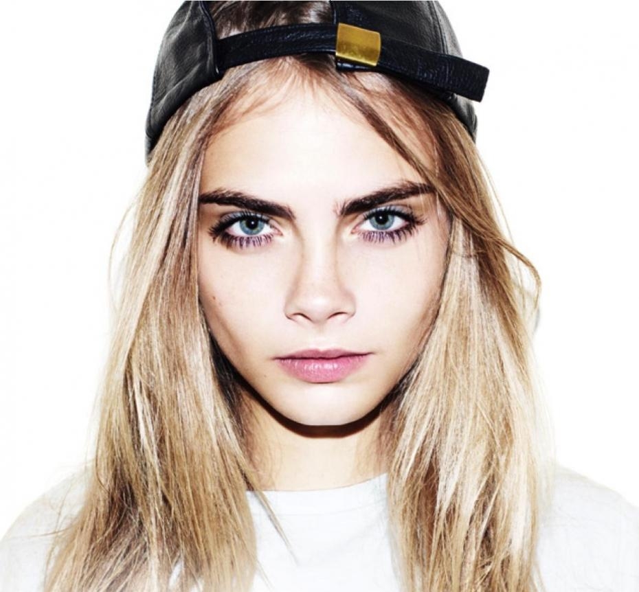 930x870 Cara Delevingne wallpaper, Desktop