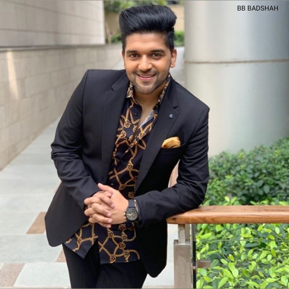 960x960 Guru Randhawa Wallpaper 42. Guru pics, Love guru, Celebrity picture, Phone