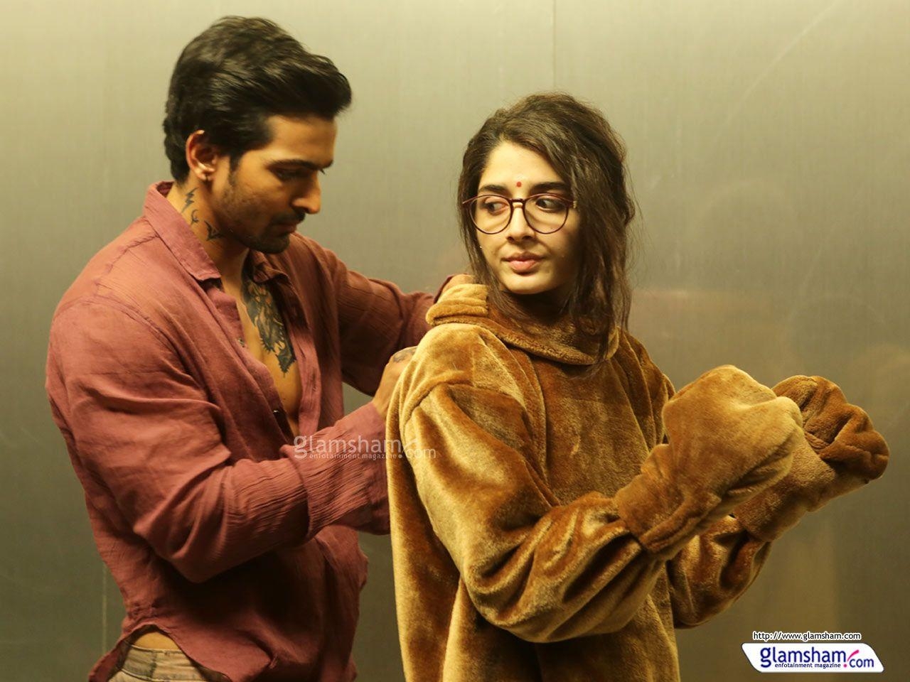 1280x960 Exclusive Sanam Teri Kasam movie wallpaper for download, Desktop