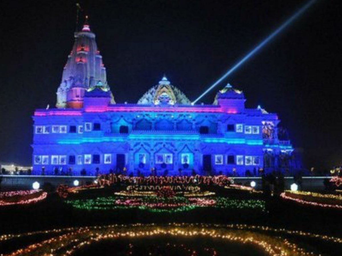 1200x900 Prem Mandir Vrindavan Mathura Krishna Janmashtami 2019 Watch Prem Temple Photo Uttar Pradesh Kanha Birthday Janmashtami 2019: अलौकिक छटा से भक्तों का मन मोह लेता है वृंदावन का प्रेम मंदिर, Desktop