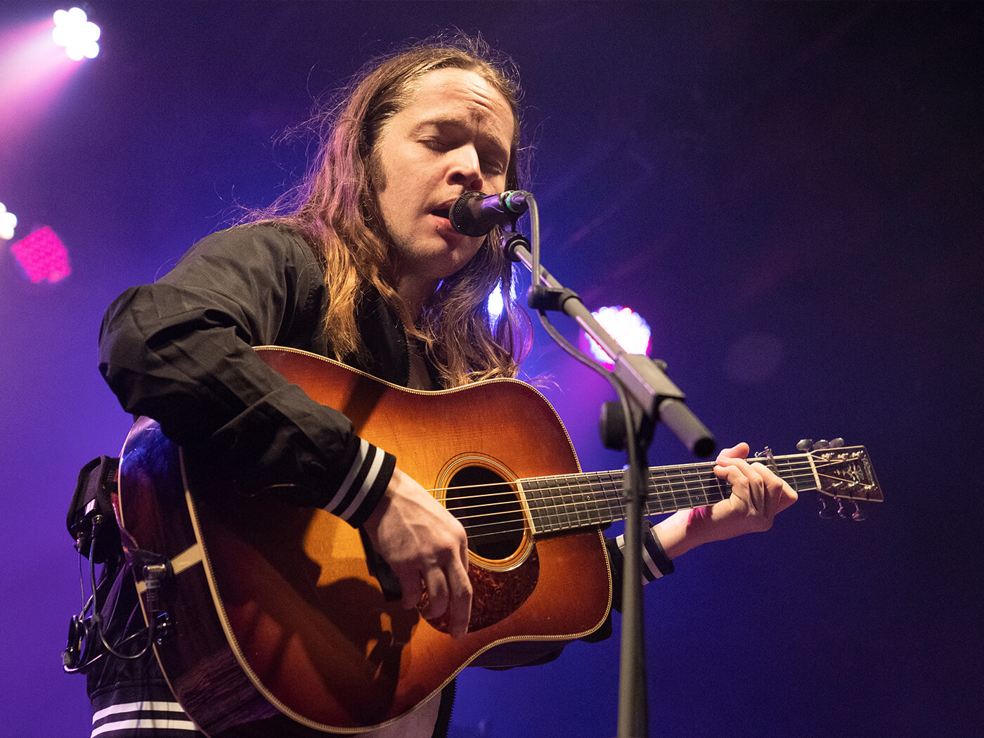 1400x1050 Billy Strings. Guitar.com. All Things Guitar, Desktop