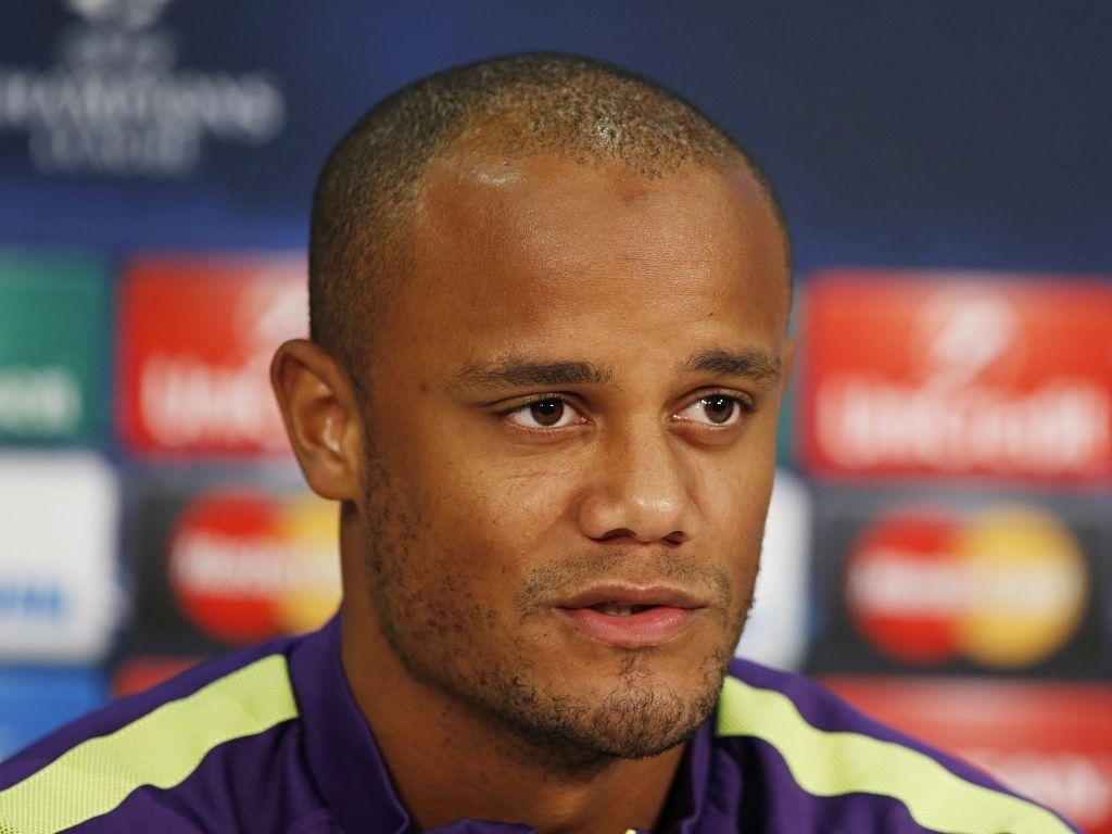 1030x770 Download Wallpaper  Vincent kompany, Football player, Desktop