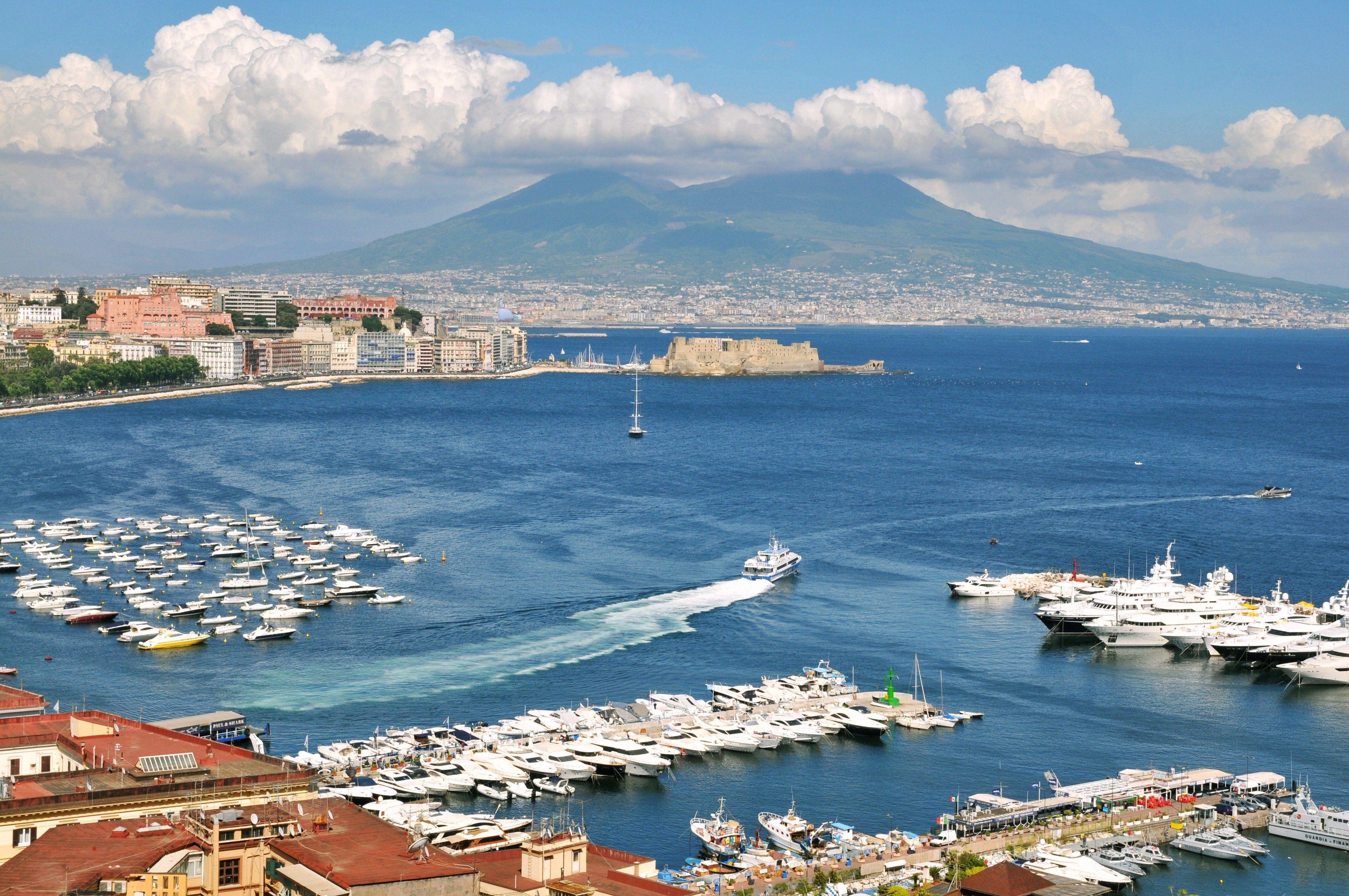 4290x2850 Port in Naples, Italy wallpaper and image, picture, Desktop