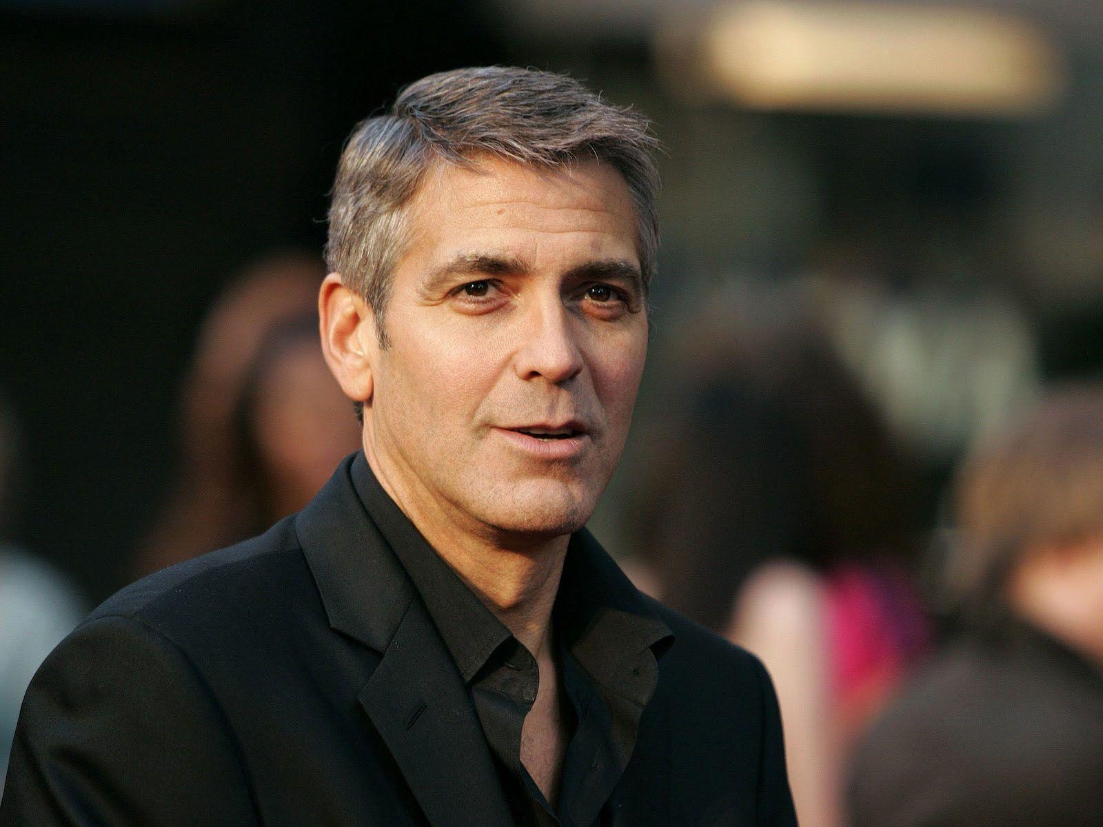 1600x1200 George Clooney wearing Black Suit, Desktop