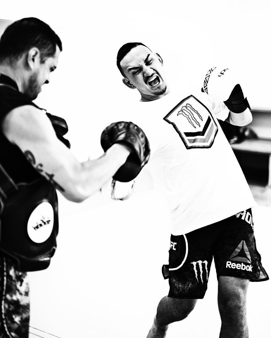 1080x1350 Max Holloway “Mana #monsterenergy. POPUFC, Phone