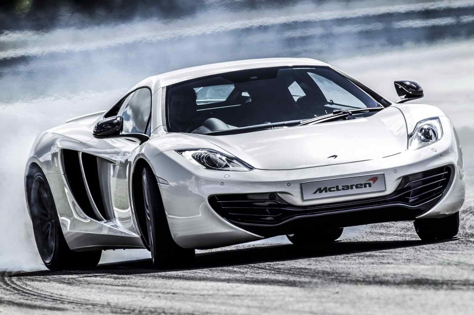 1600x1070 Stylish McLaren Automotive Car Wallpaper, Desktop