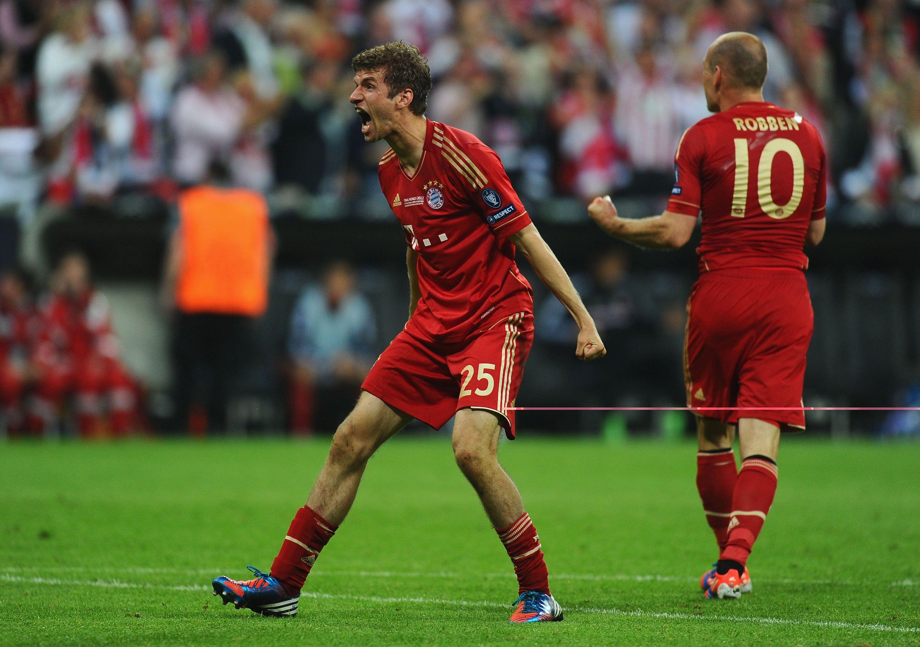 3220x2270 Thomas Muller And Arjen Robben, Desktop