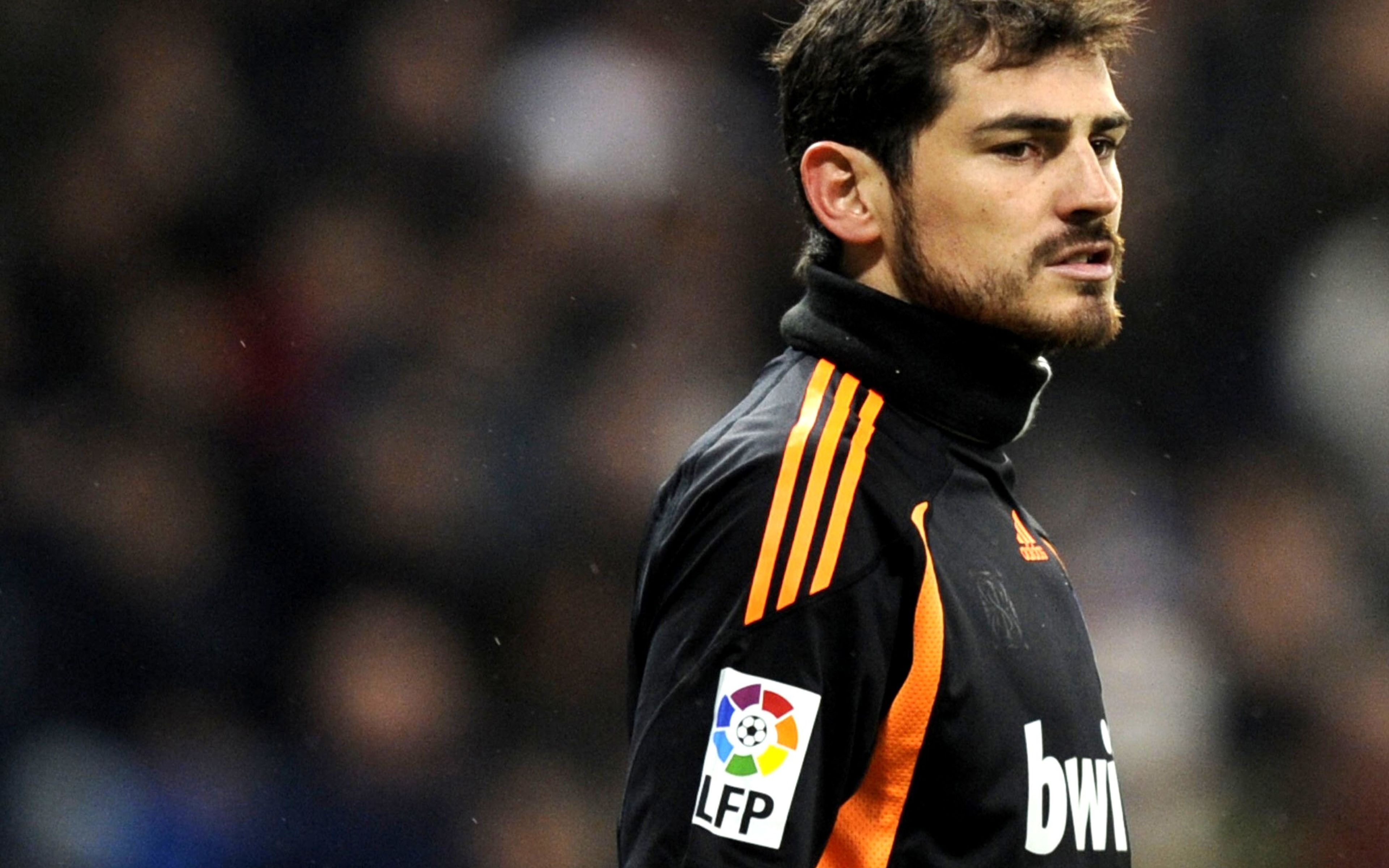 3840x2400 iker casillas, football player, real madrid 4K, Desktop