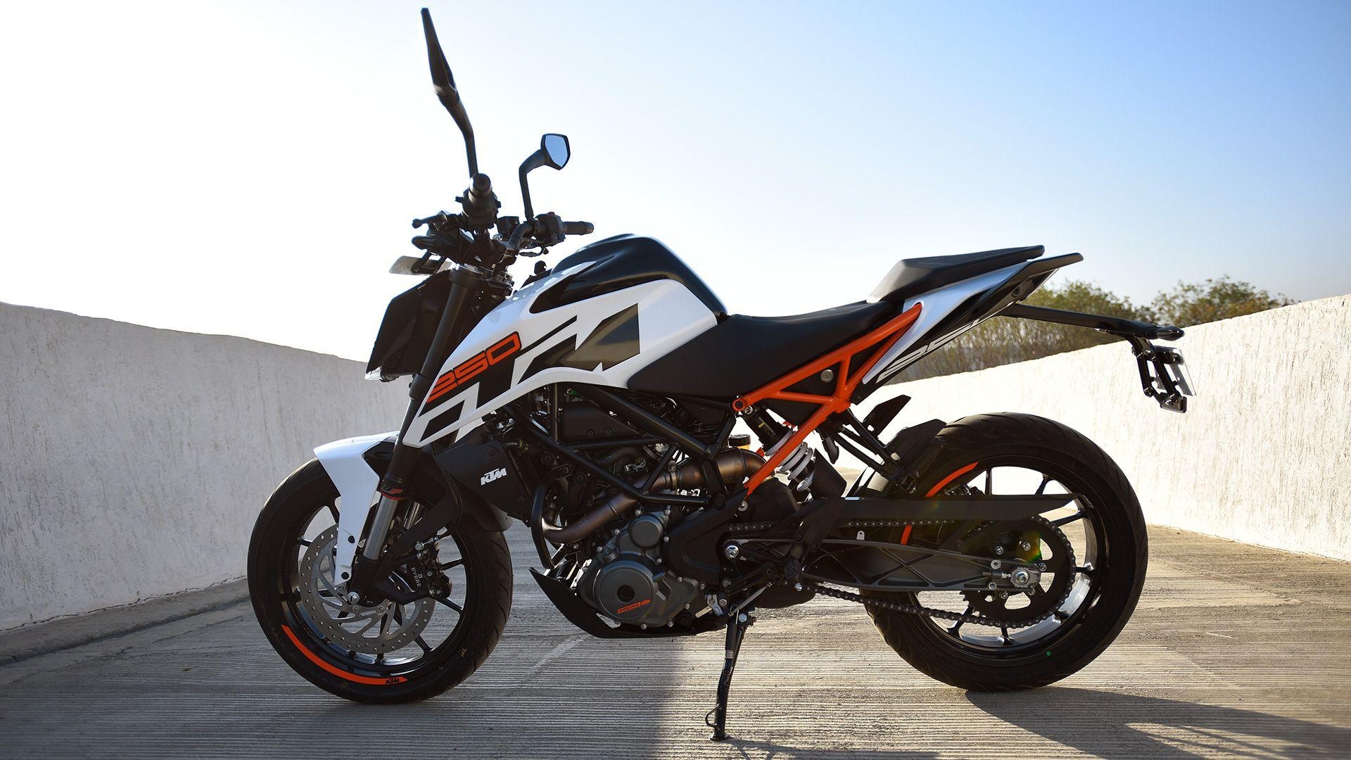 1920x1080 KTM 250 Duke Review, Price In India & Customer Experiences, Desktop