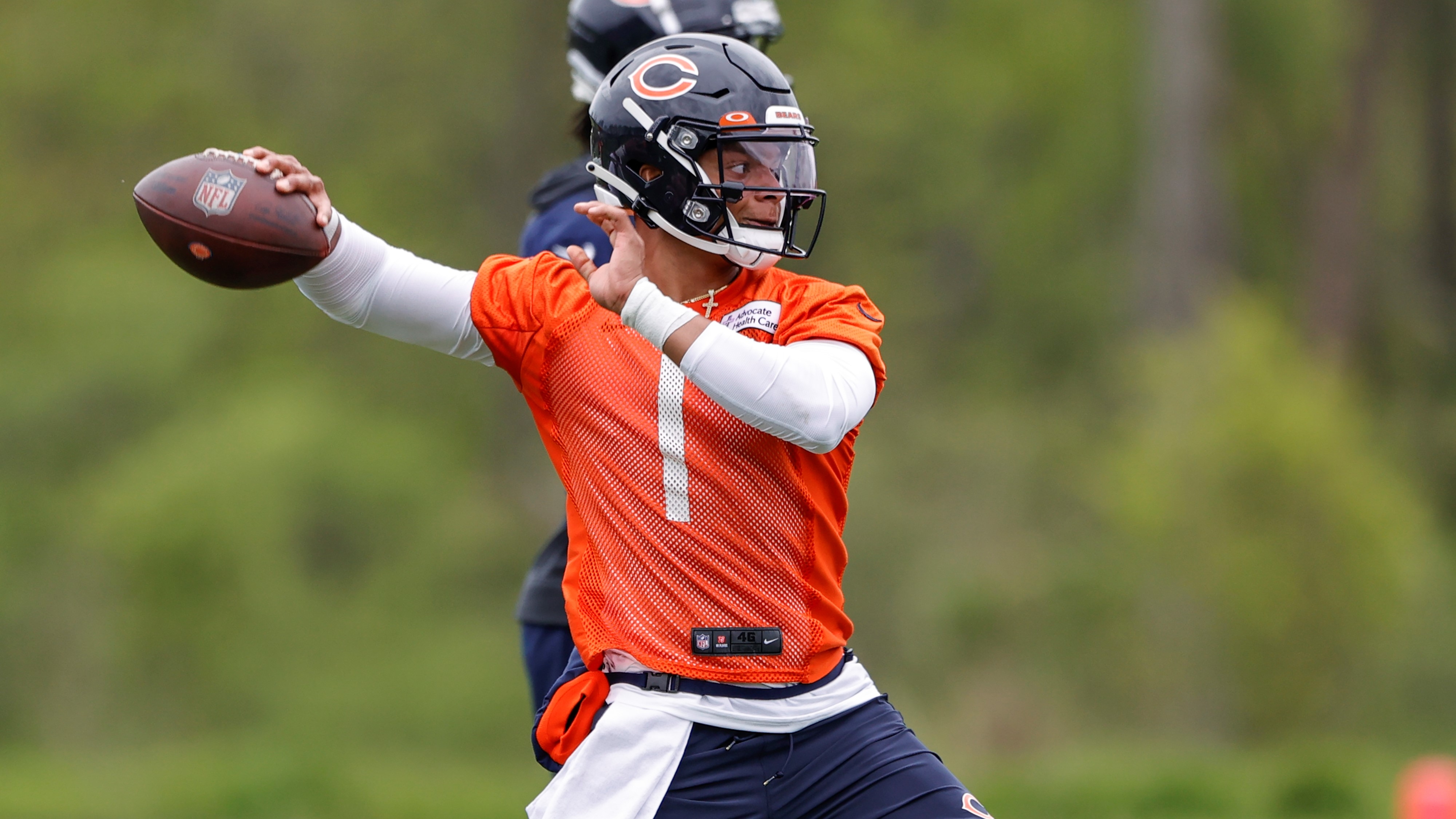 4000x2250 Bears' Matt Nagy explains how Justin Fields' deep ball helps offense, Desktop