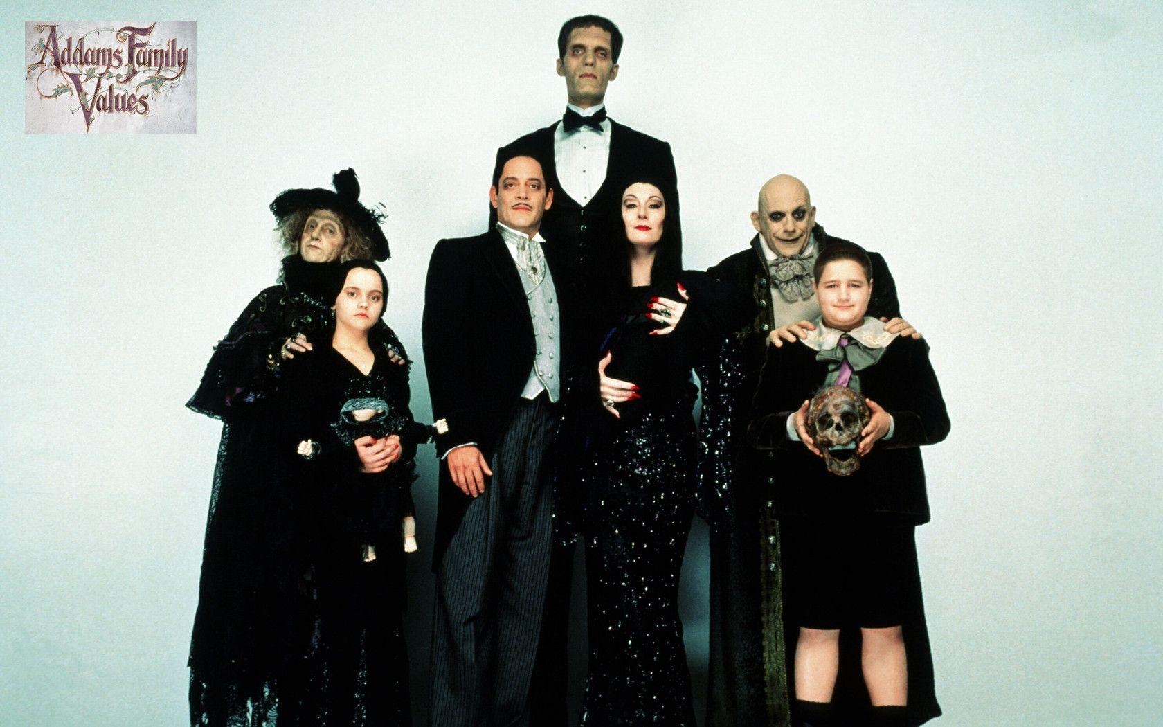 1680x1050 Addams Family Values Wallpaper, Desktop