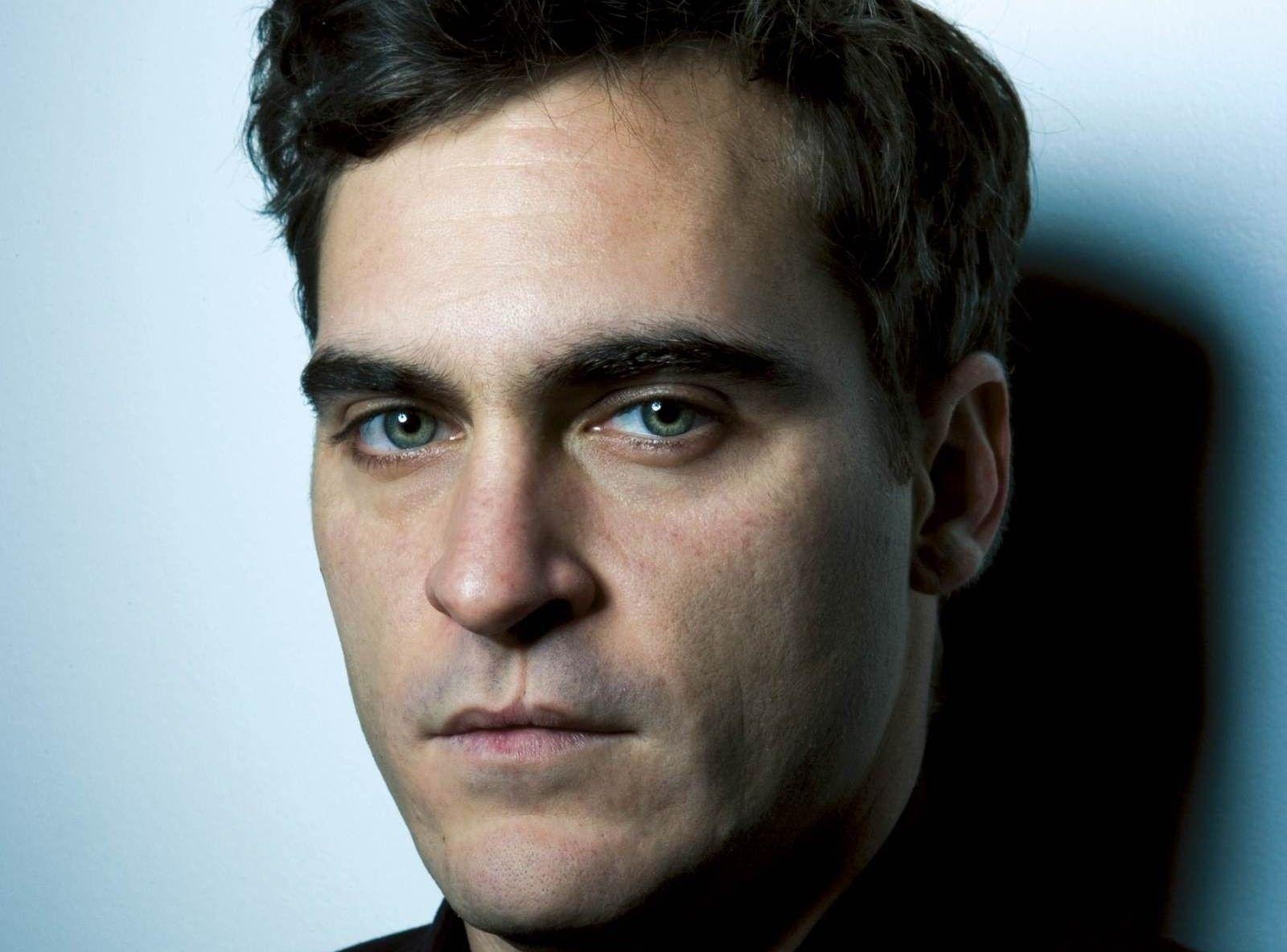 1600x1190 Download  Joaquin Phoenix, Actor, Musician, Face Portrait, Desktop