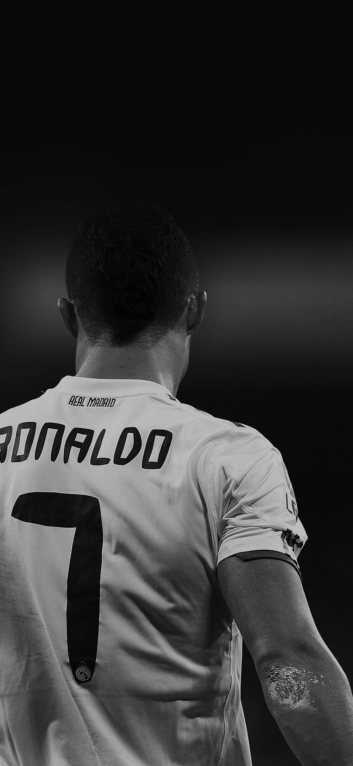 1130x2440 iPhoneX wallpaper: cristiano ronaldo 7 real madrid soccer dark. Ronaldo wallpaper, Ronaldo 7 real madrid, Ronaldo, Phone