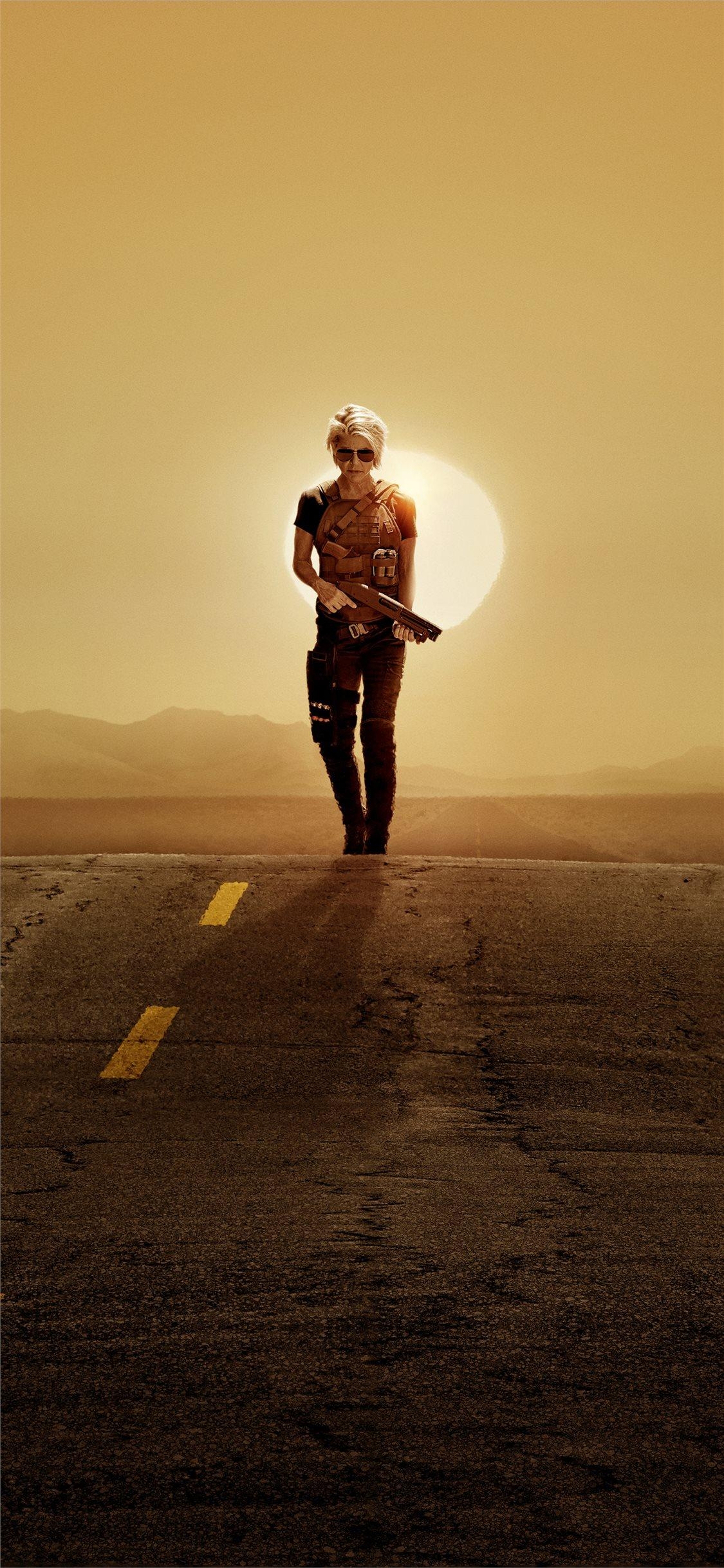 1130x2440 linda hamilton in terminator dark fate 2019 4k iPhone X, Phone