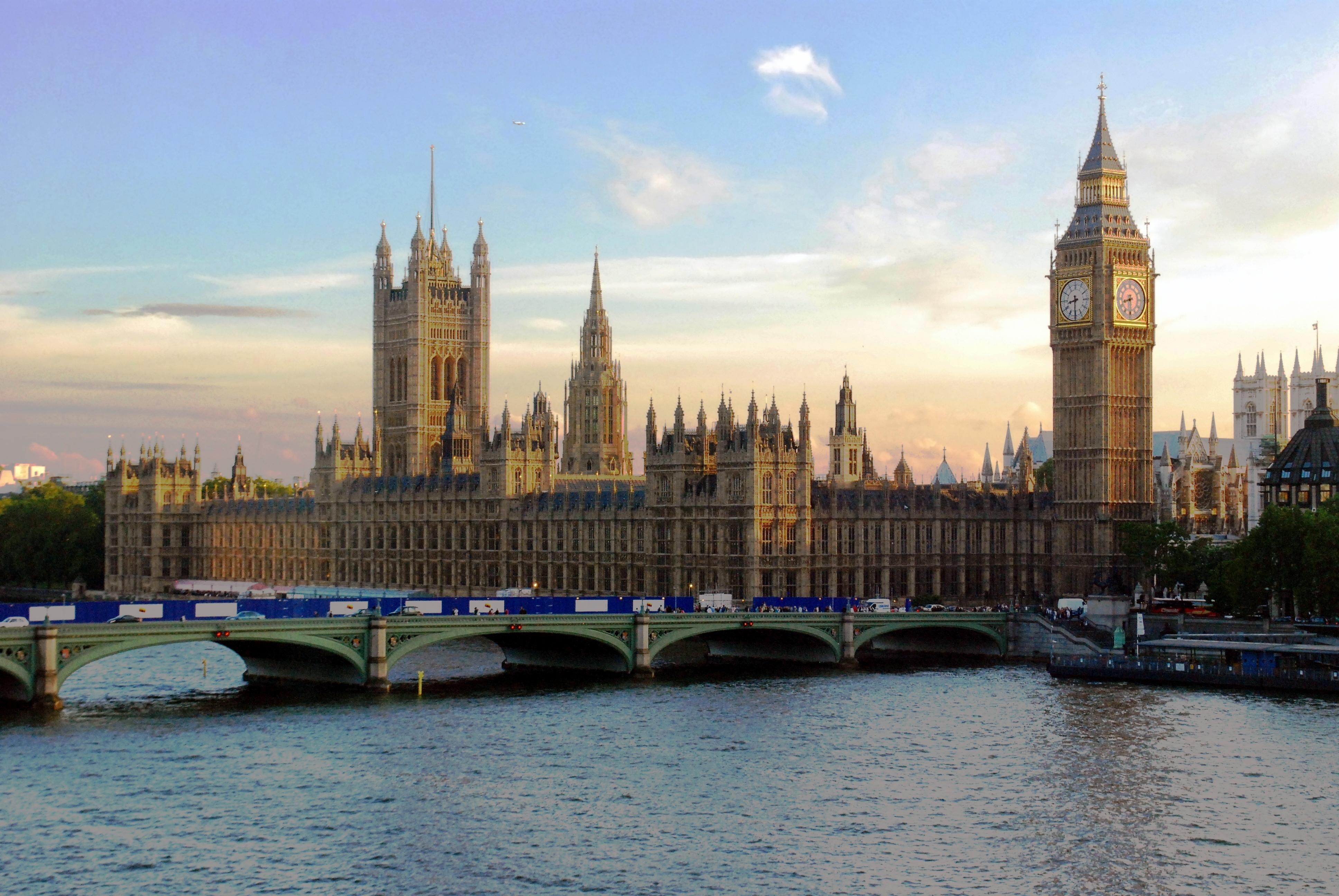 3880x2600 Palace of Westminster, Desktop