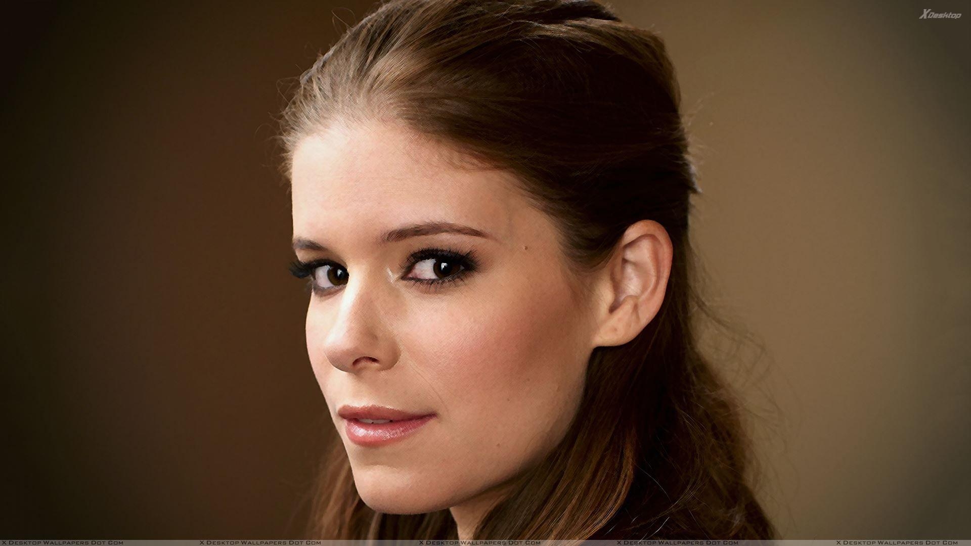 1920x1080 Kate Mara Looking At Camera Side Sweet Face Closeup Wallpaper, Desktop