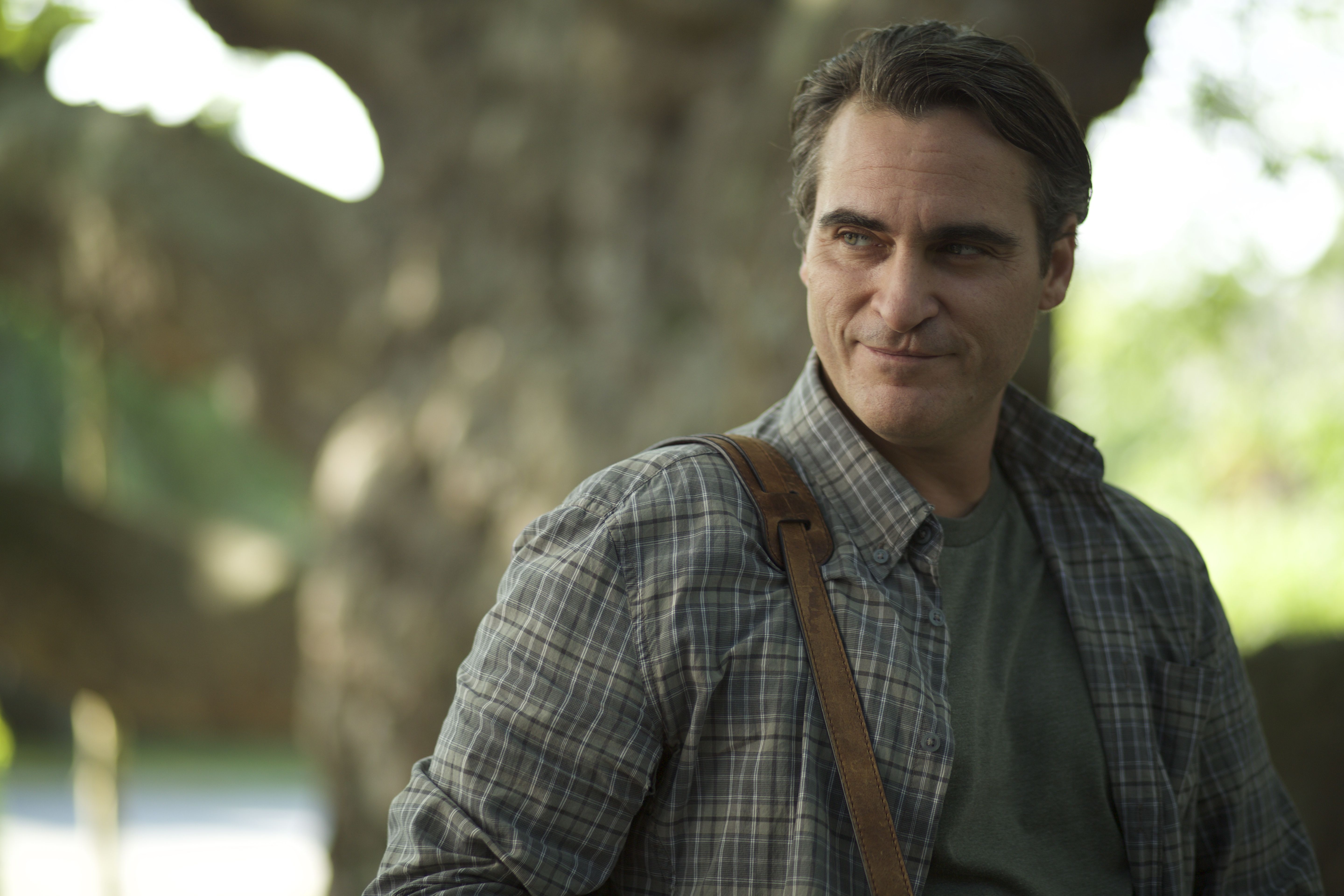 5760x3840 Joaquin Phoenix Reuniting with Casey Affleck for Western, Desktop