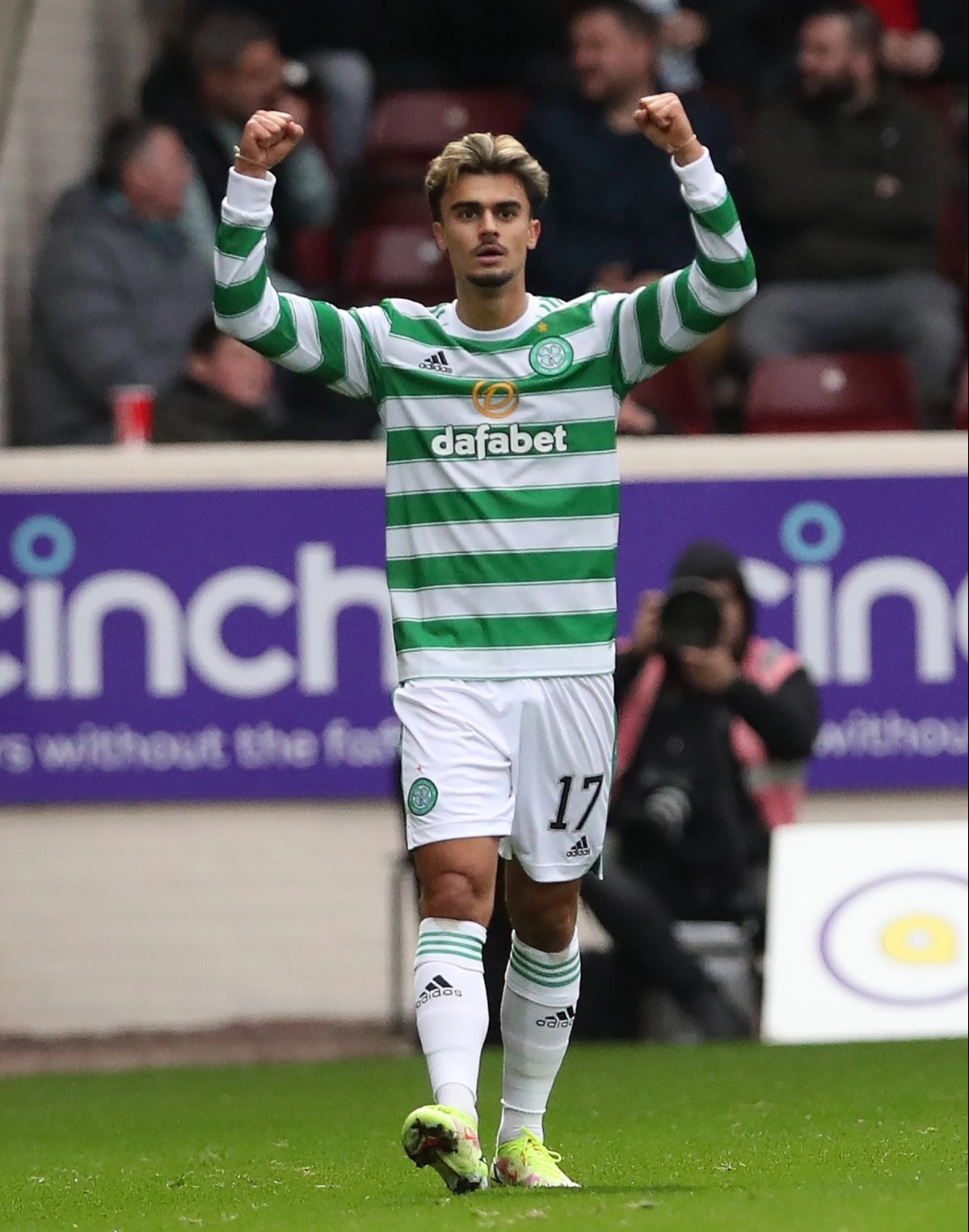 1200x1530 Celtic star Jota on his Cristiano Ronaldo dream as he looks ahead to Ferencvaros clash. The Scottish Sun, Phone