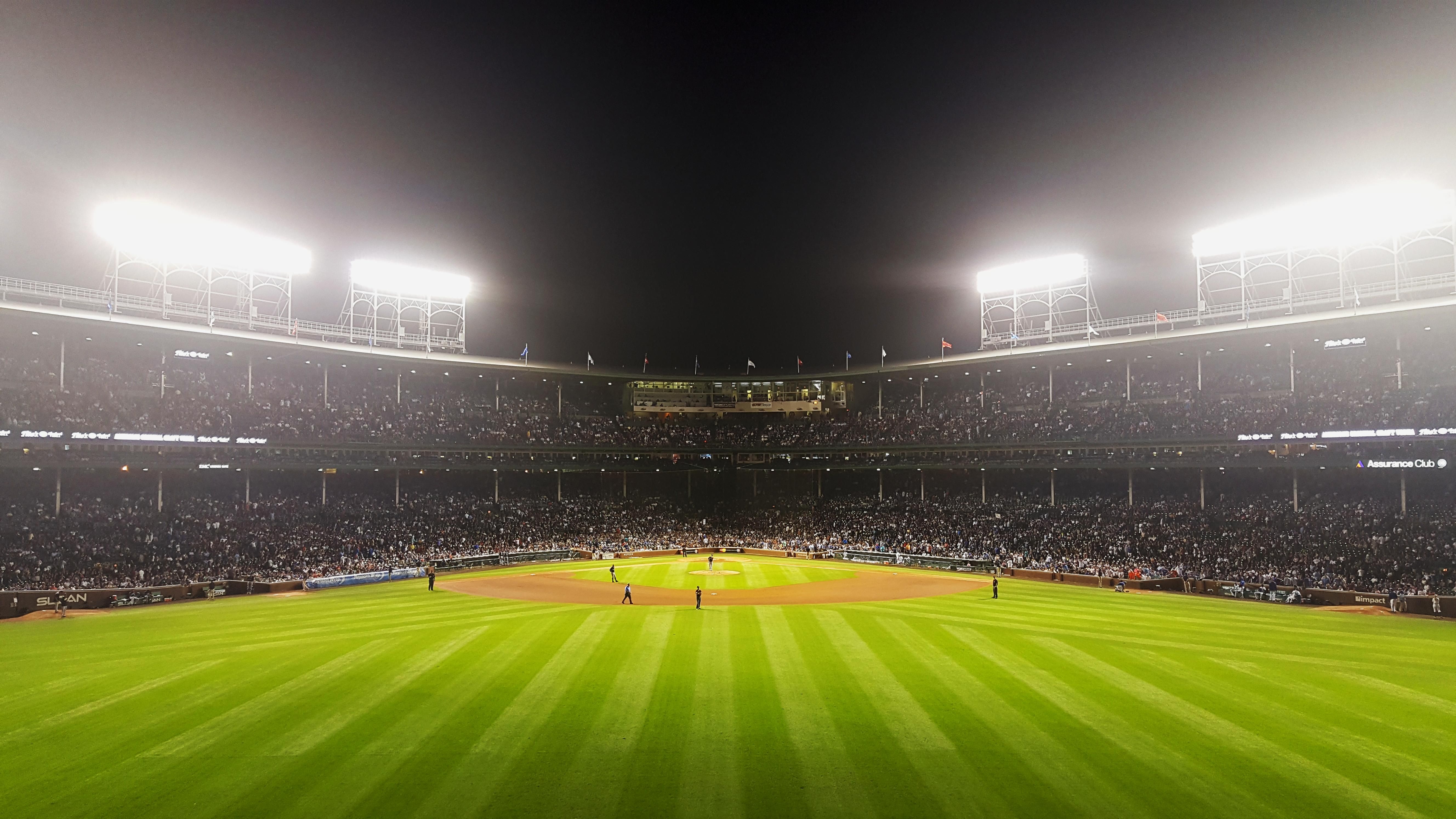 5320x2990 Wrigley Field at Night, Desktop