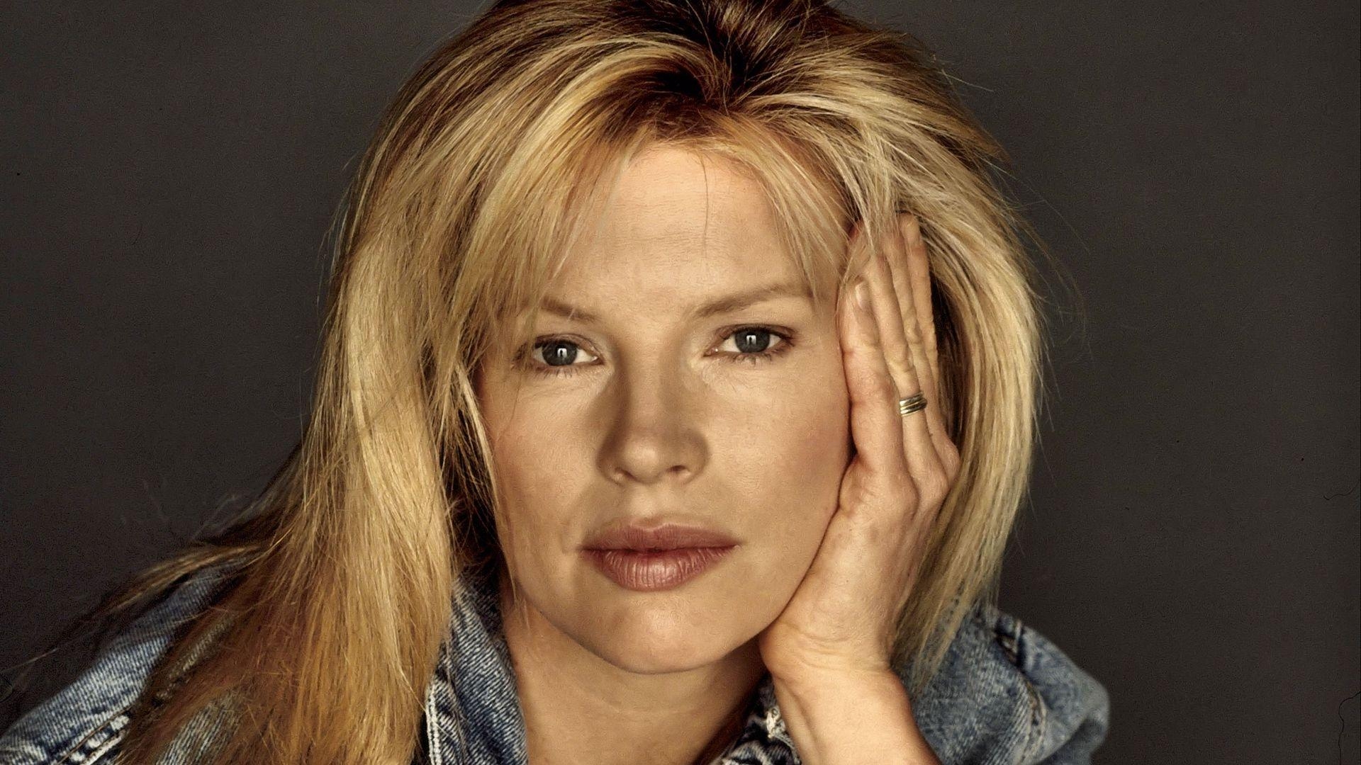 1920x1080 Download wallpaper  kim basinger, actress, face, blonde, Desktop