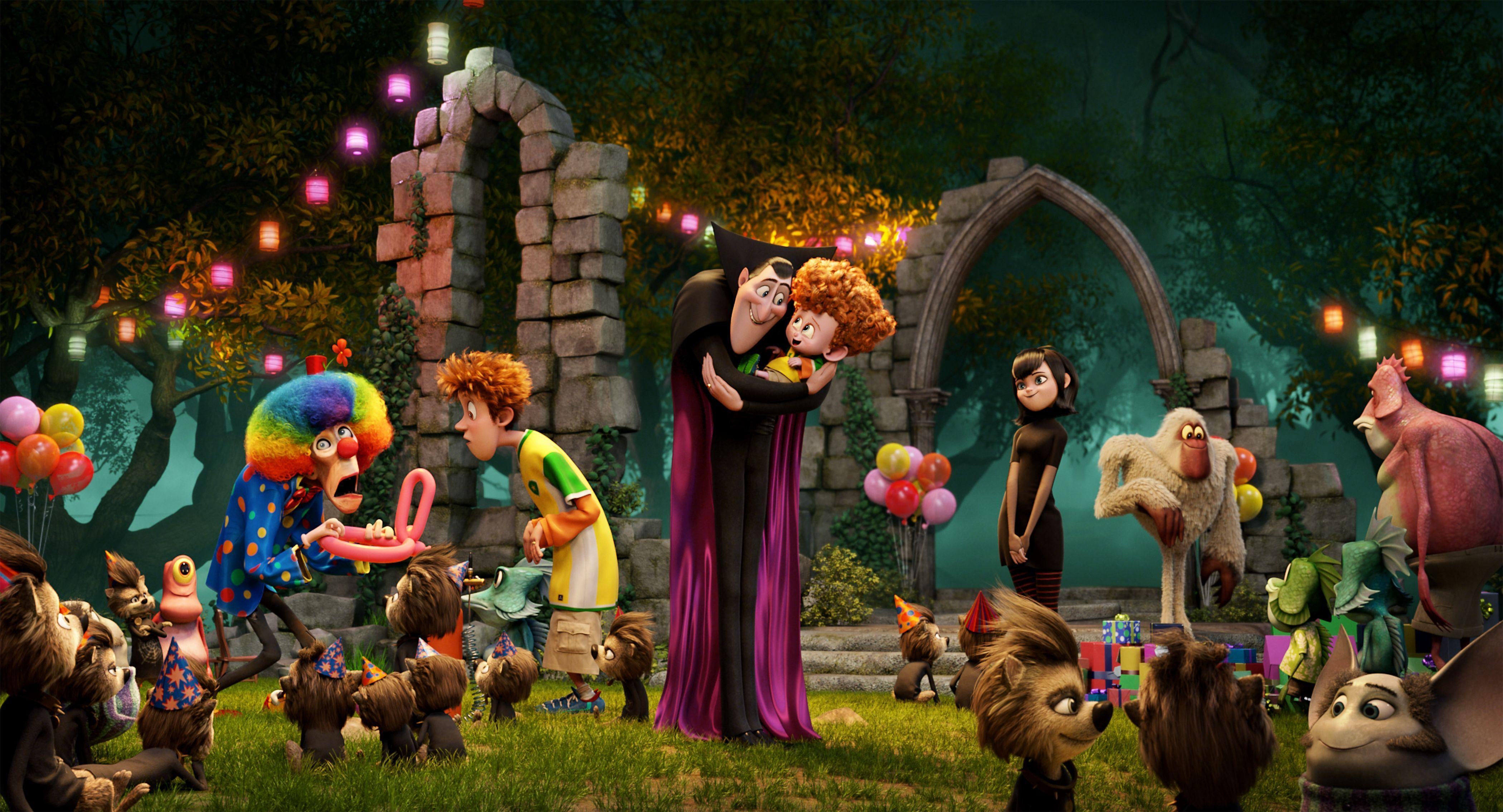 4200x2270 Movie Hotel Transylvania 2 4k Ultra HD Wallpaper, Desktop