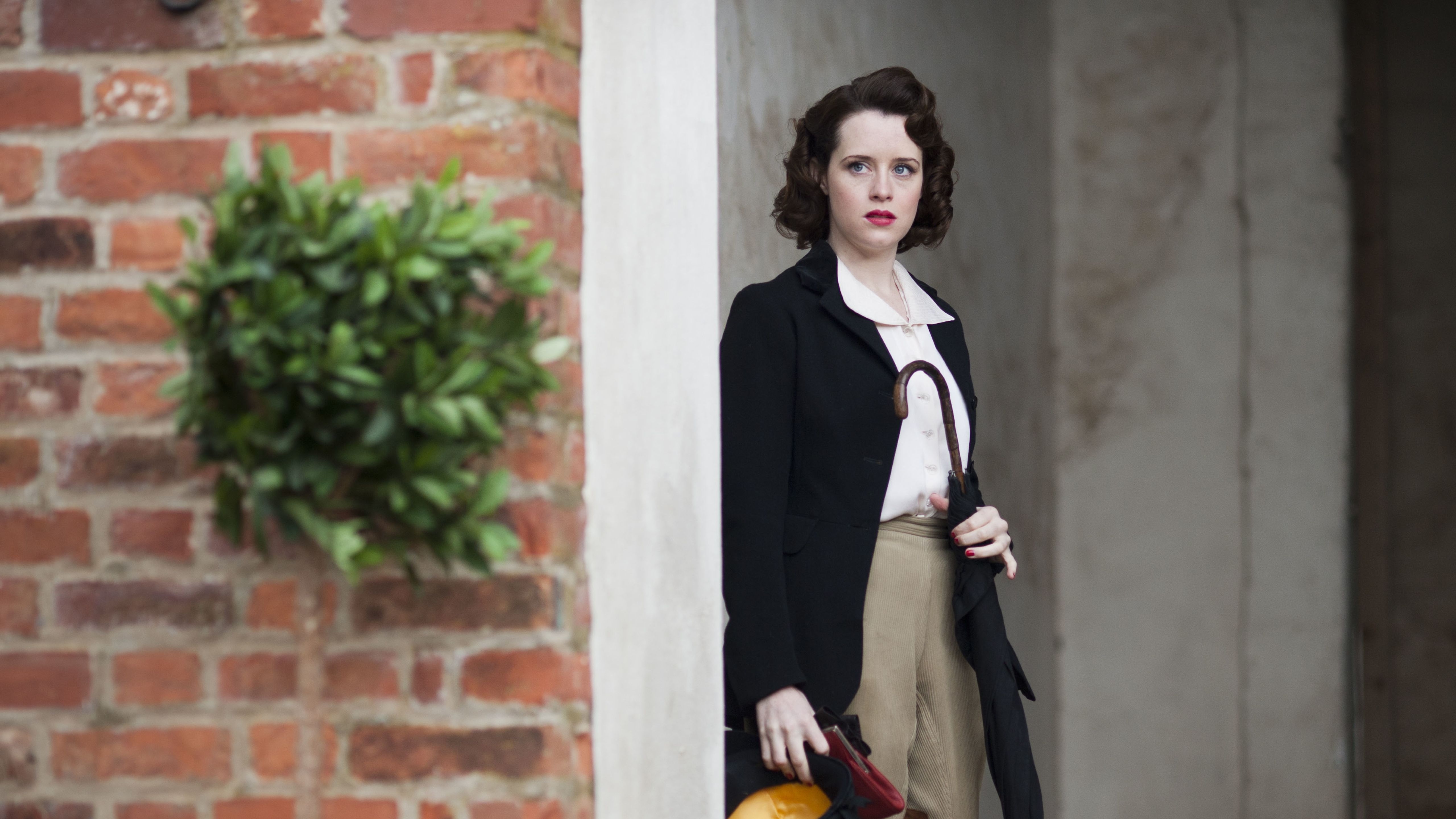 5120x2880 Claire Foy The Crown Actress 5K Wallpaper, HD Celebrities 4K Wallpaper, Image, Photo and Background, Desktop