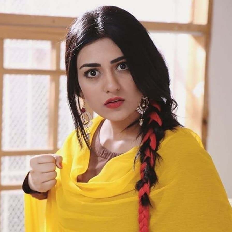 900x900 Sarah Khan Wallpaper Free Sarah Khan Background, Phone