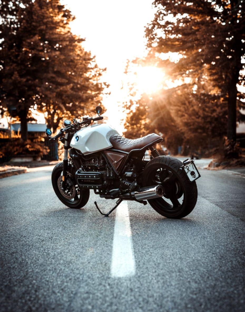 930x1190 BMW Motorcycle [iPhone & Android] Wallpaper, Phone