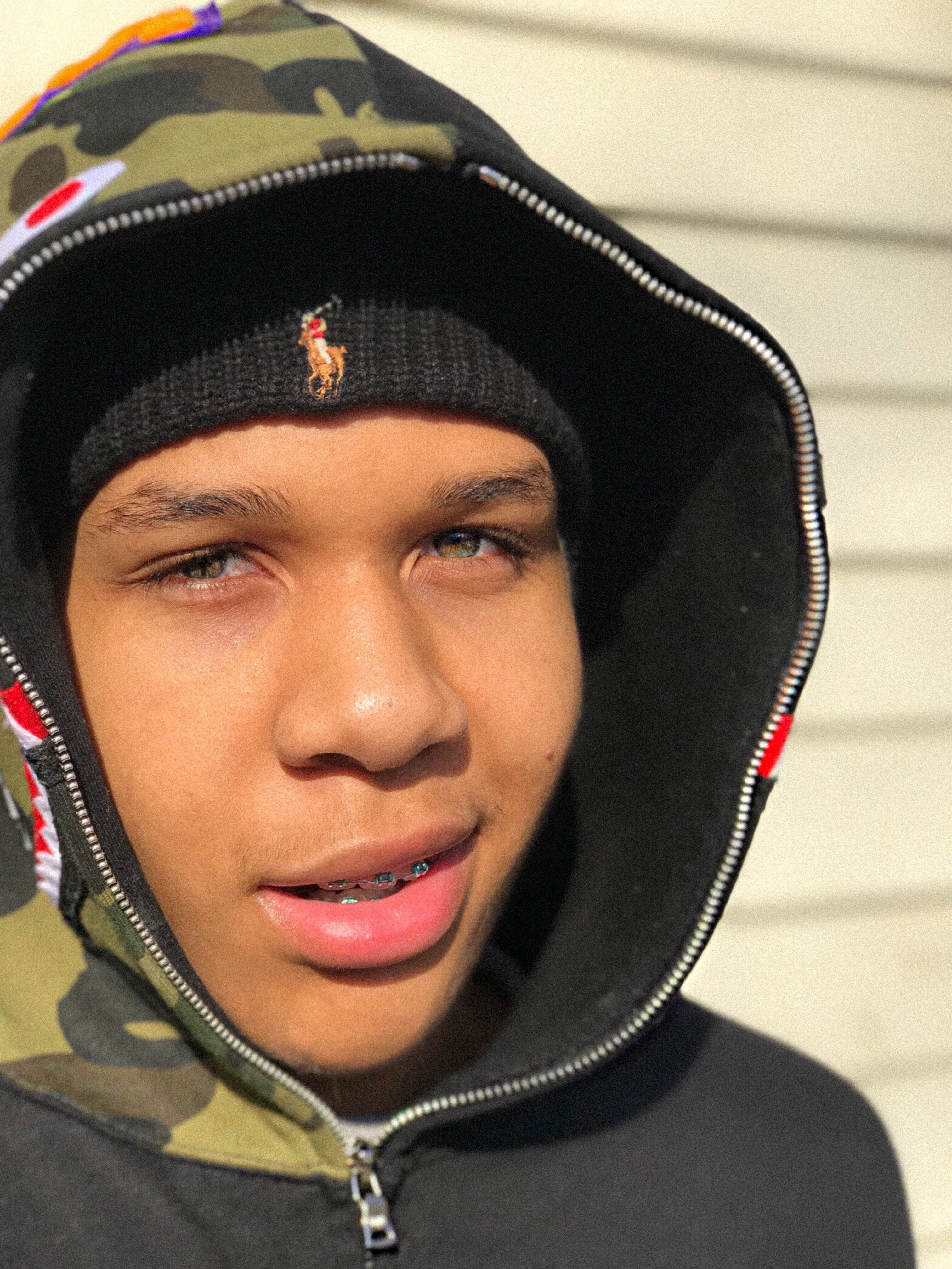 3030x4040 lil_joe232 ig Cute lightskin ig boy smiles in the sun showing, Phone