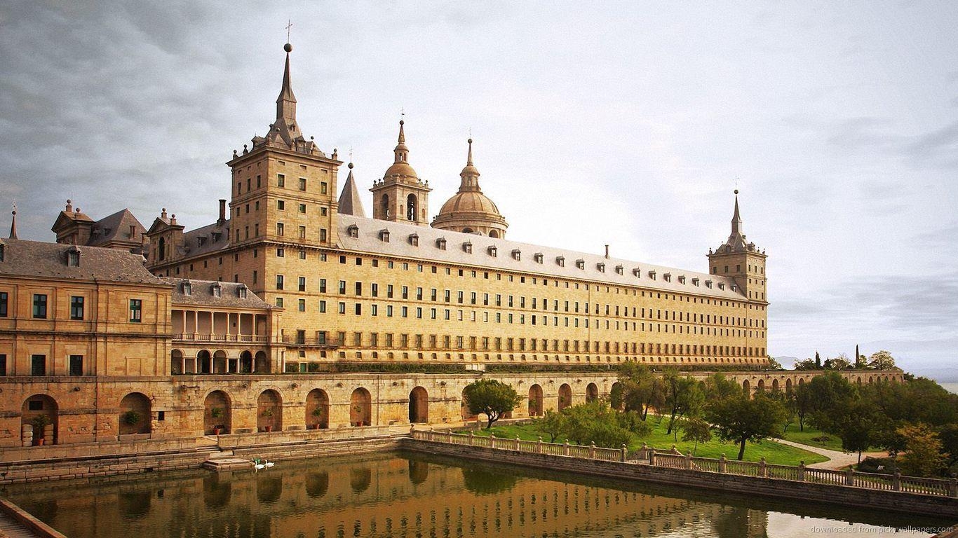 1370x770 seville spain, Desktop