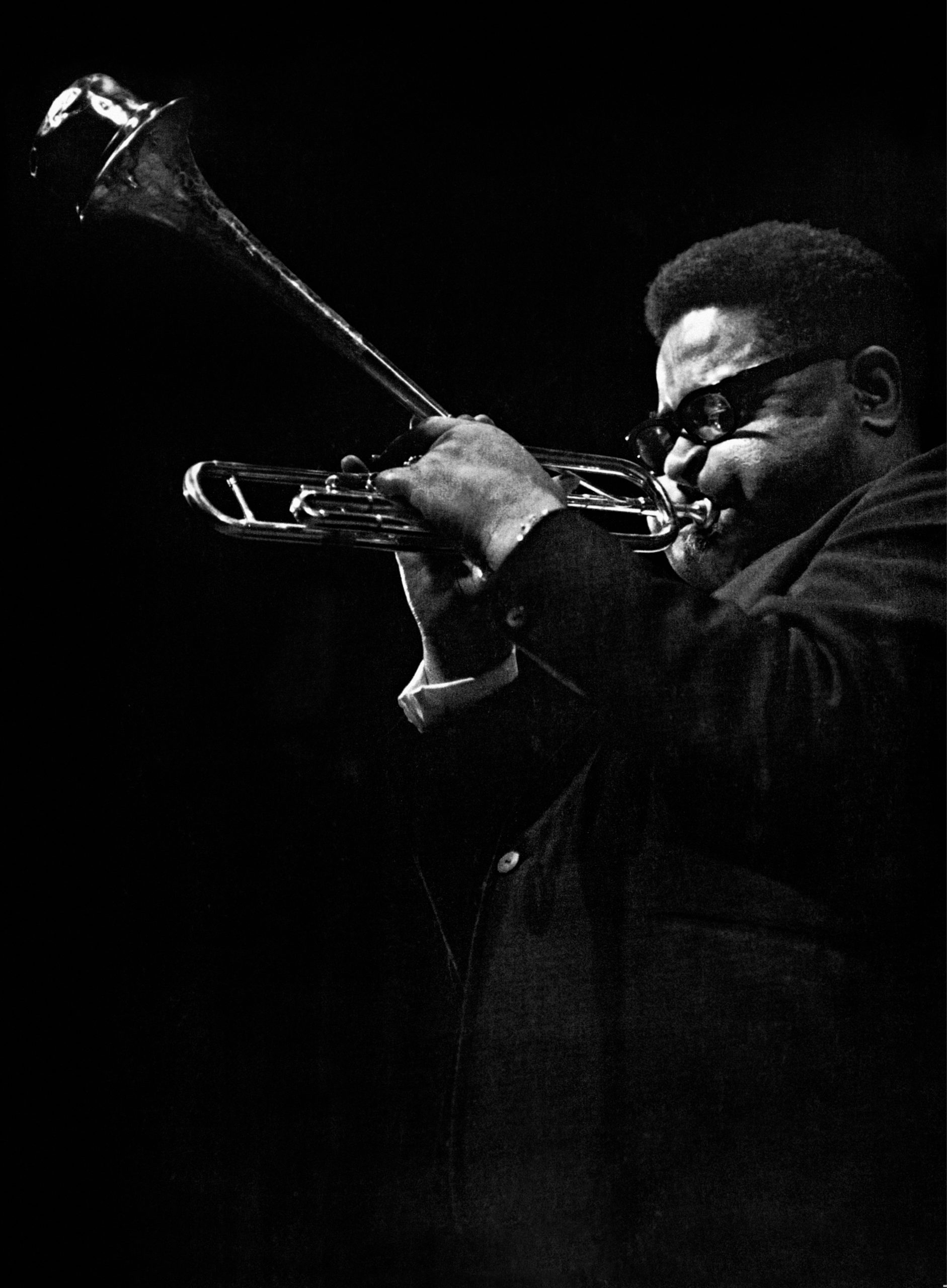 1890x2560 Dizzy Gillespie, Phone