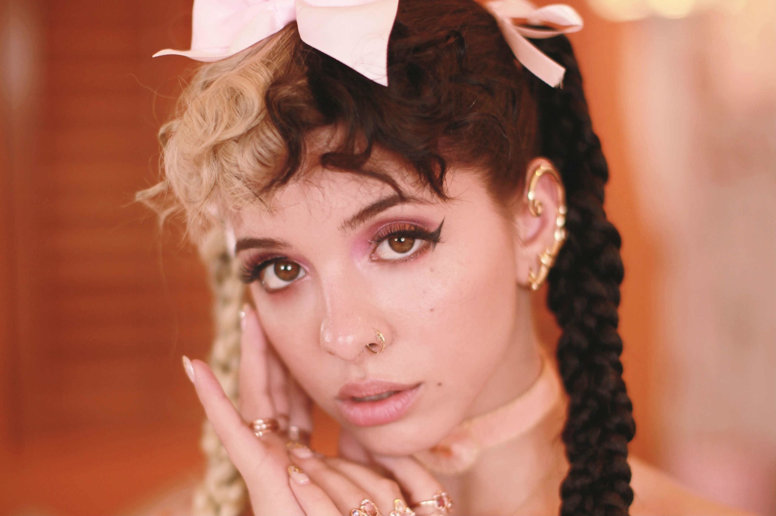 2560x1710 Melanie Martinez K 12, Desktop