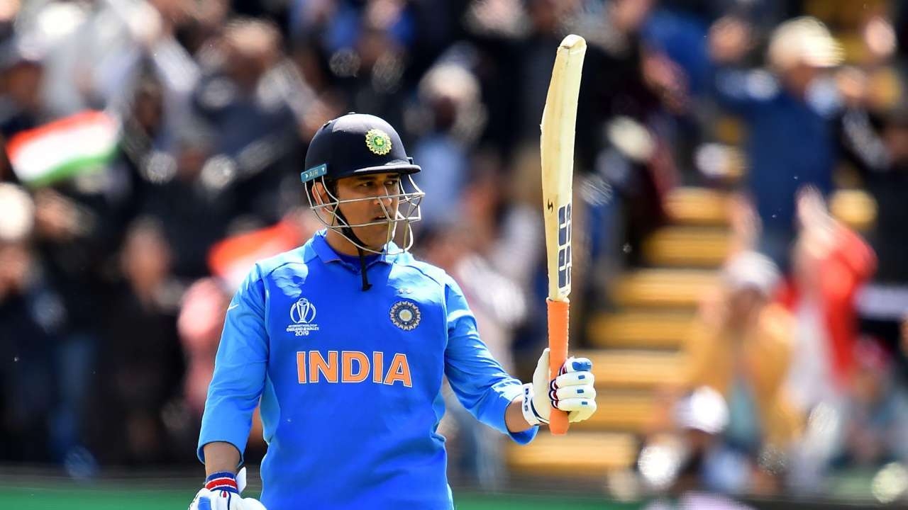 1280x720 Captain of Captains': Netizens hail 'Captain Cool' to remember MS Dhoni's T20 World Cup debut as India skipper, Desktop