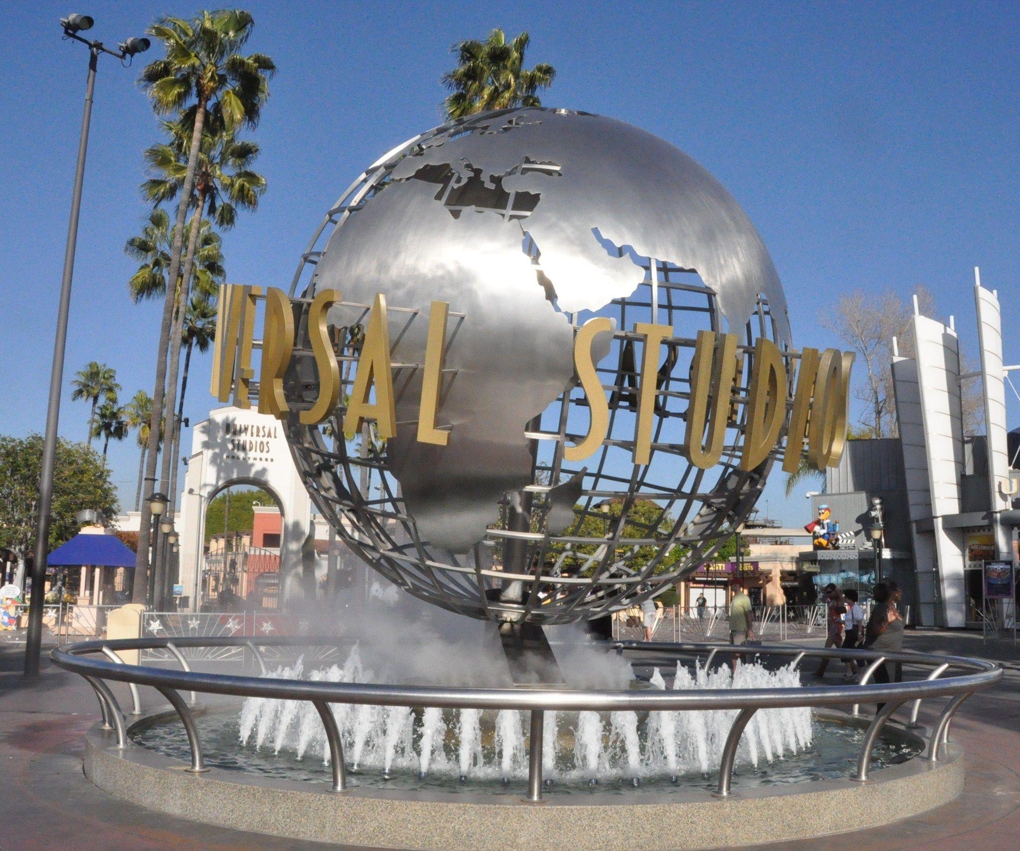 2050x1710 Universal Studios Hollywood Wallpaper, Desktop