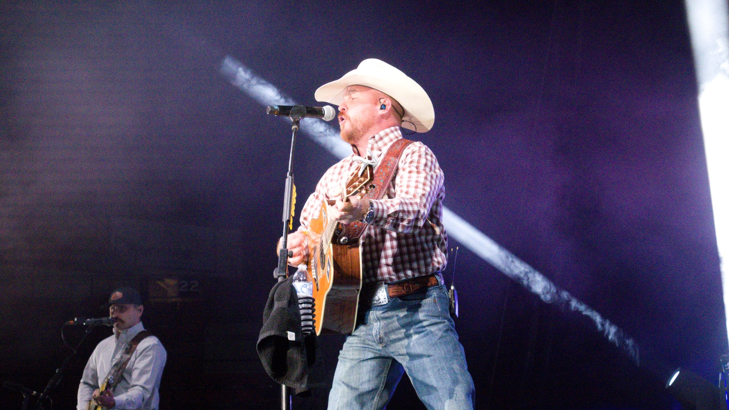 2560x1440 Photos: Country star Cody Johnson headlines second night of MontanaFair, Desktop