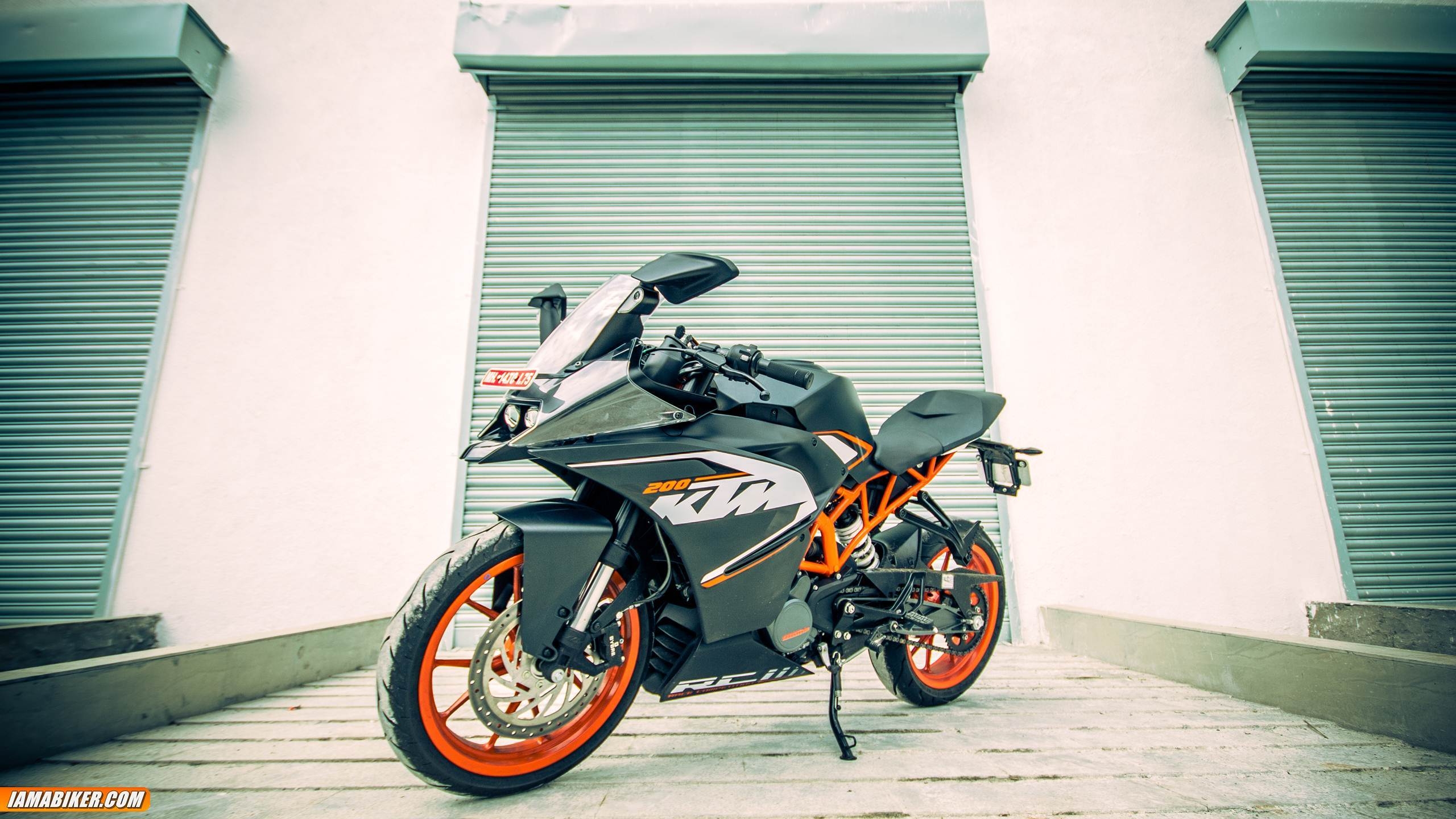 2560x1440 ktm rc200 HD wallpaper, Desktop