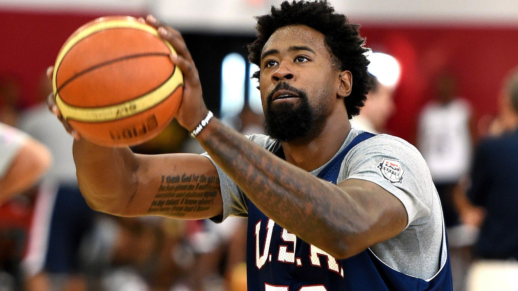 2050x1160 Deandre Jordan Background, Desktop