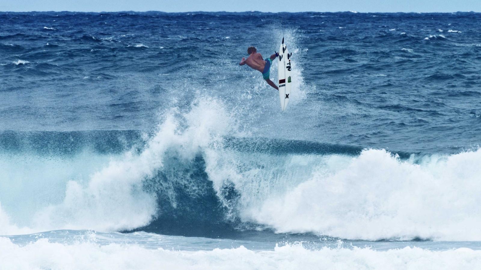 1600x900 Hurley signs surf phenom John John Florence, Desktop