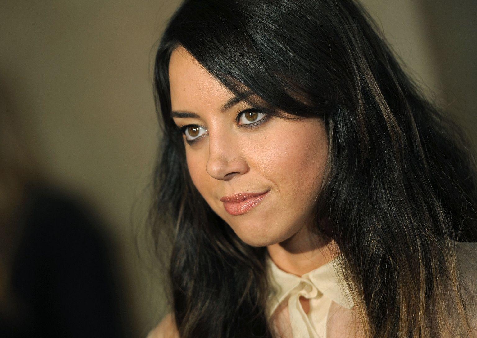 1540x1090 1047x1572px Aubrey Plaza Wallpaper, Desktop