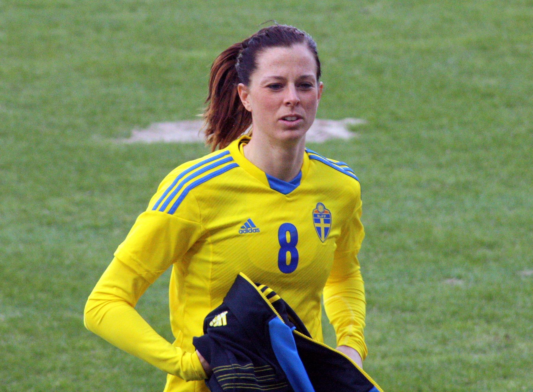 1810x1330 Lotta Schelin. En blogg om internationell damfotboll, Desktop