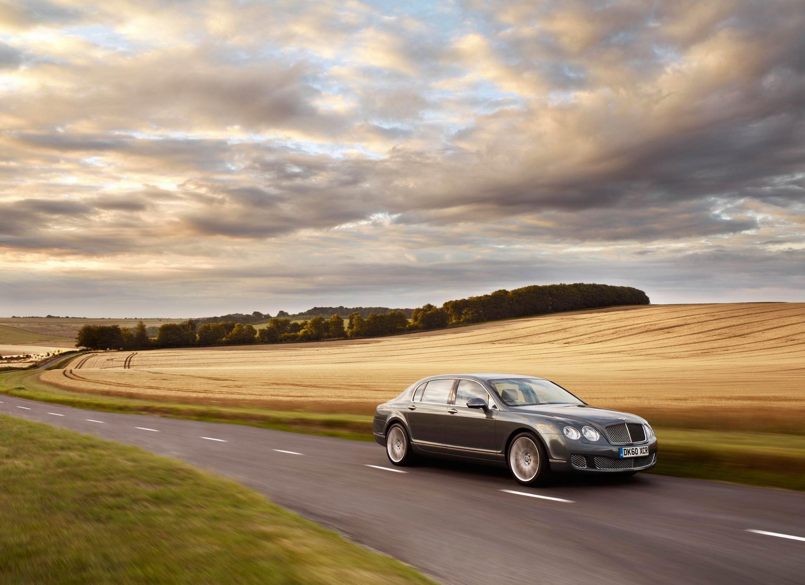 2560x1860 Bentley Flying Spur Wallpaper HD. Full HD Picture, Desktop