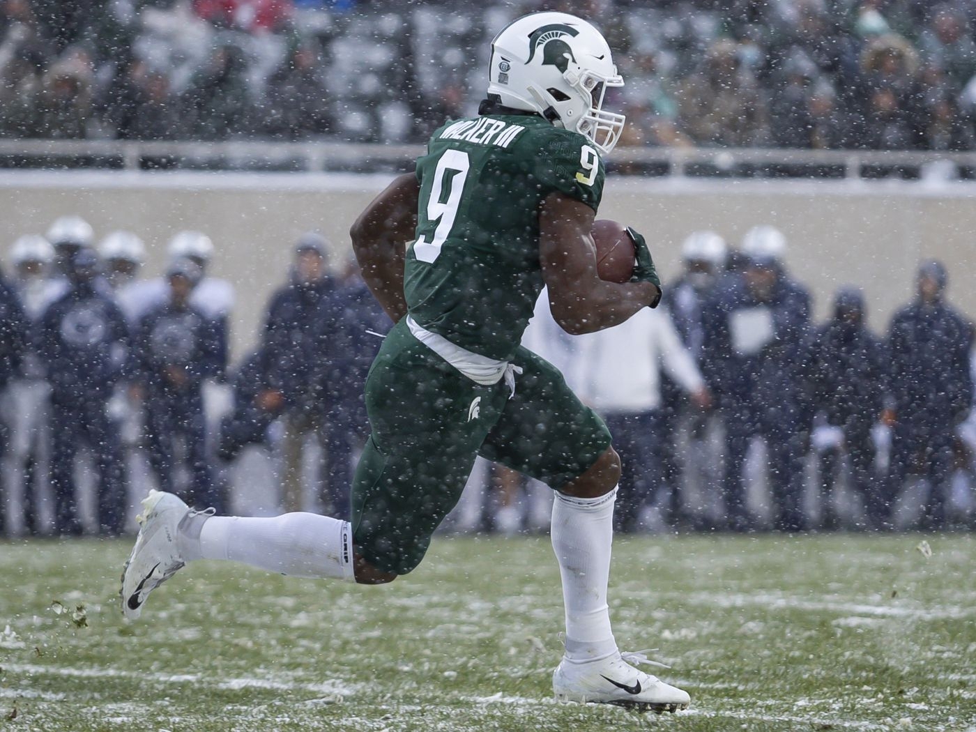 1400x1050 Michigan State Football: Running back Kenneth Walker III wins Doak Walker Award Only Colors, Desktop