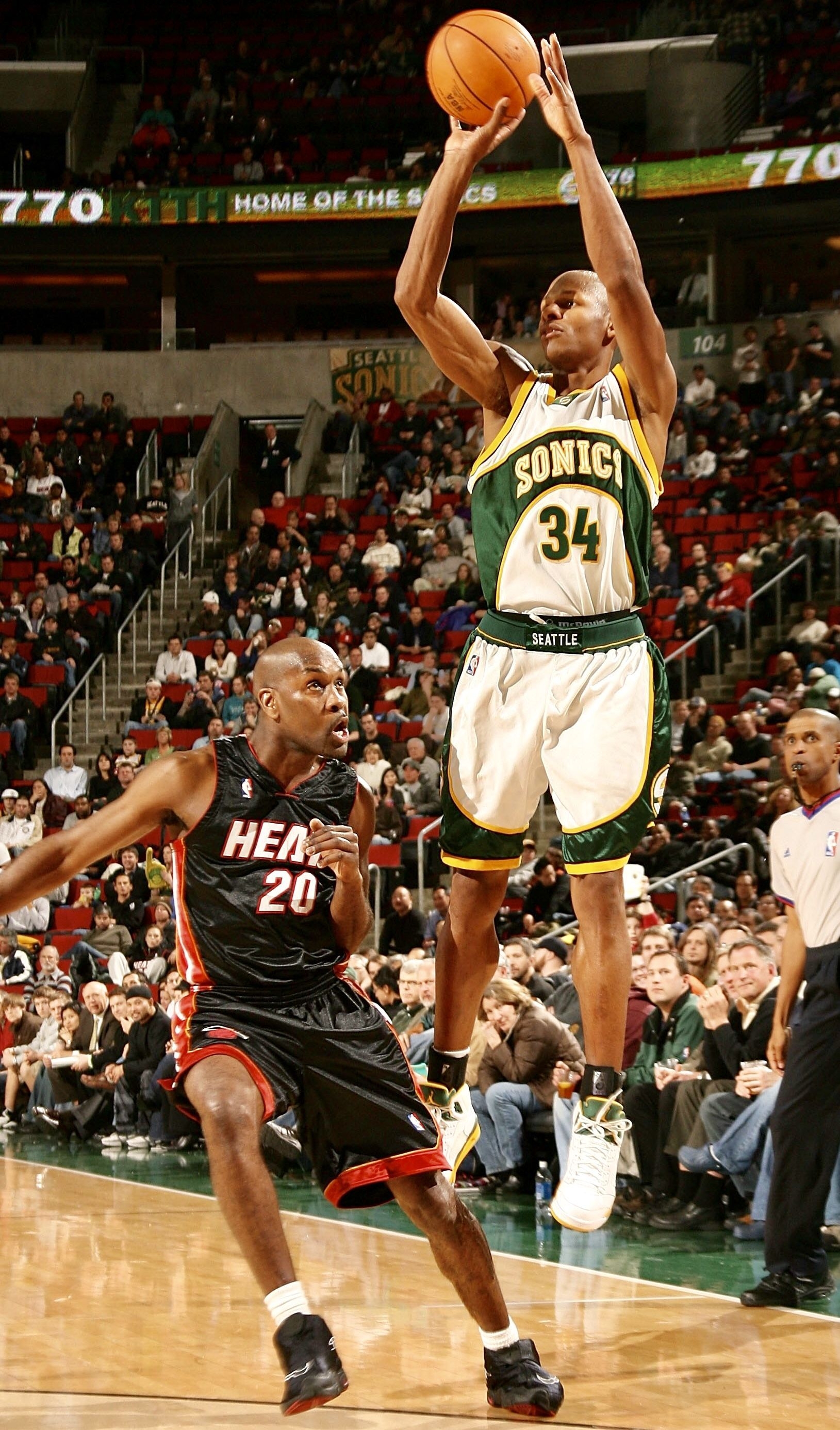 1630x2780 RAY ALLEN. Basketball photography, Gary payton, Basketball legends, Phone