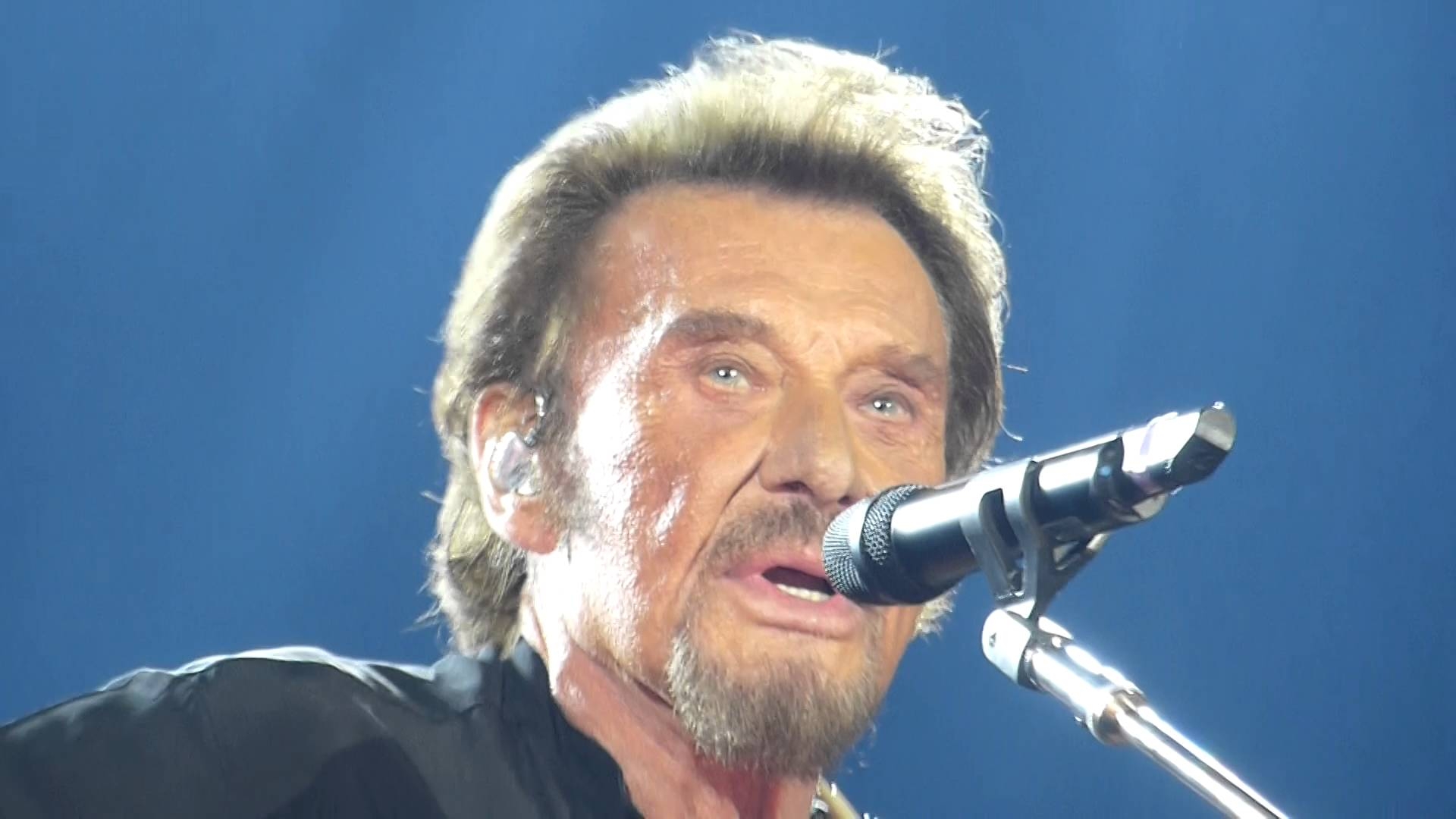 1920x1080 Johnny Hallyday BERCY l'amour [02.02.2016], Desktop