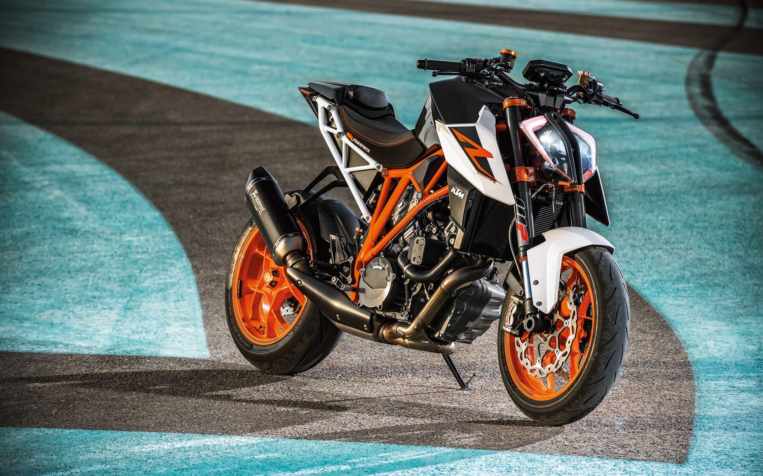 2560x1600 KTM 1290 Super Duke R 2017 Wallpaper, Desktop