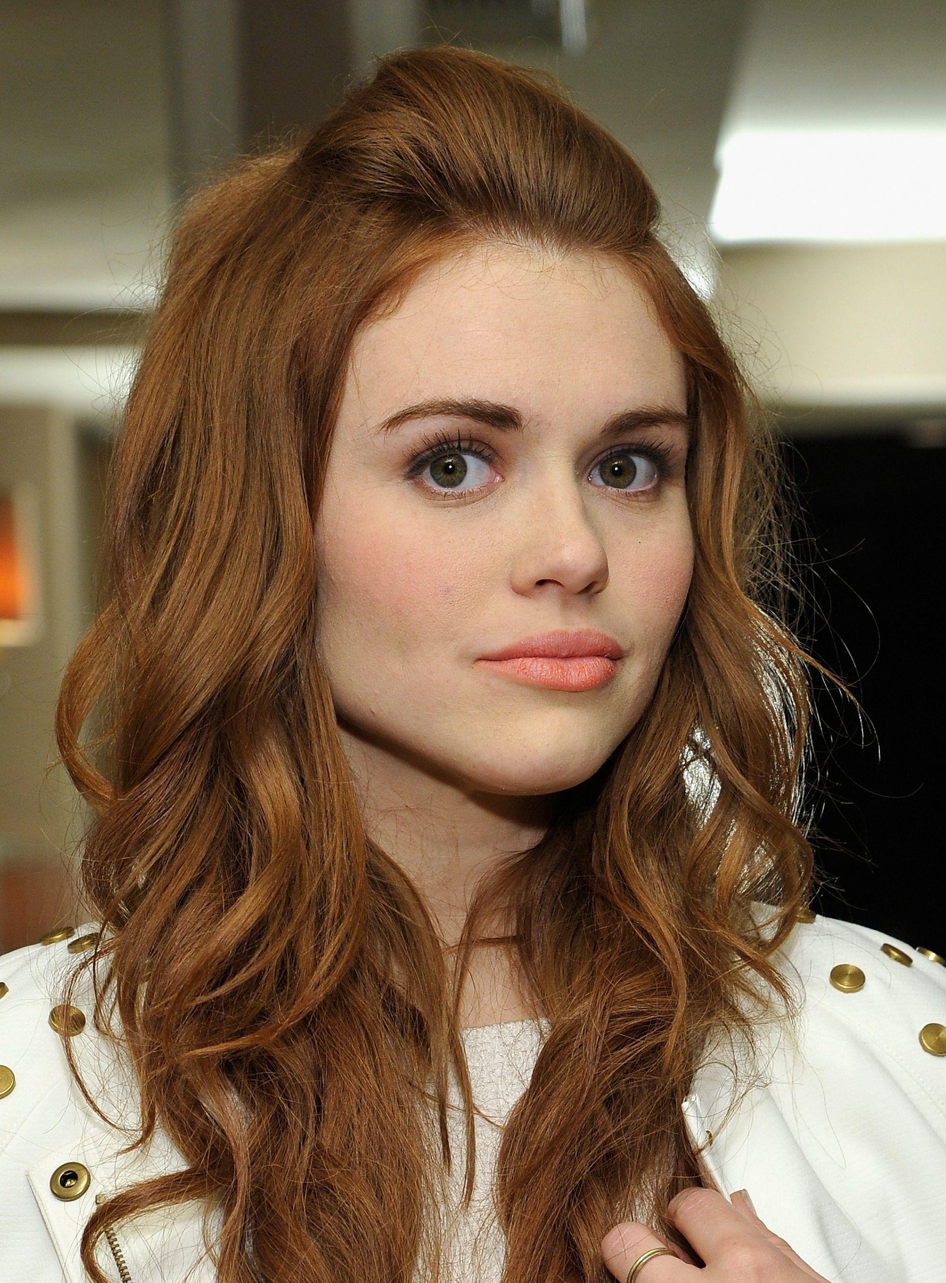 1900x2580 Holland Roden HD Desktop Wallpaper, Phone