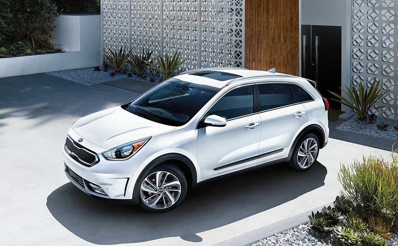 1280x800 Kia Niro EV hybrid white color park outside home wide 4k HD, Desktop