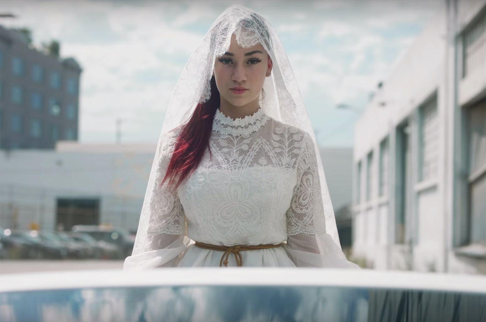 1550x1030 Bhad Bhabie's 'Hi Bich Whatchu Know' Video: Watch, Desktop